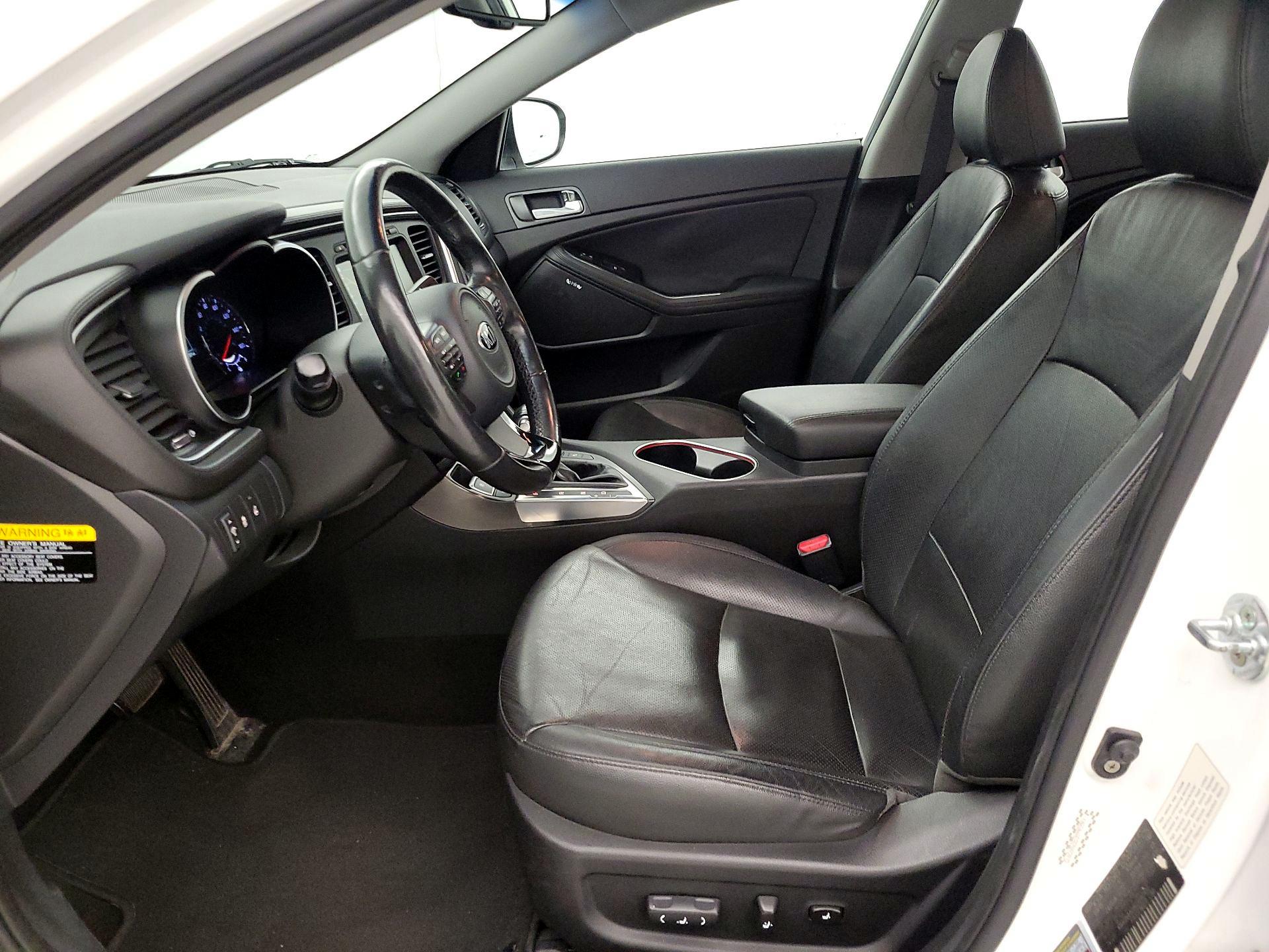 Thumbnail: 2016 Kia Optima - 11