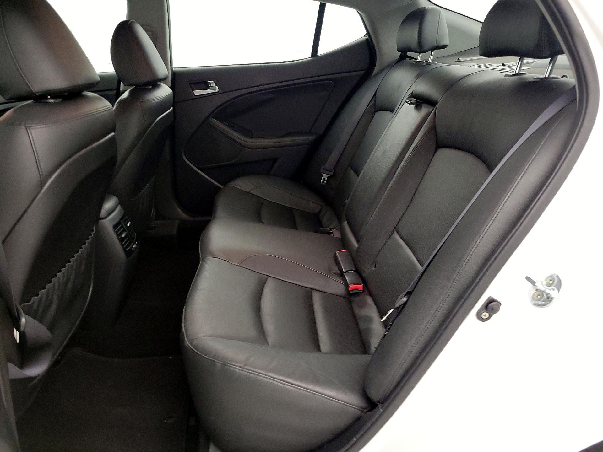 Thumbnail: 2016 Kia Optima - 20