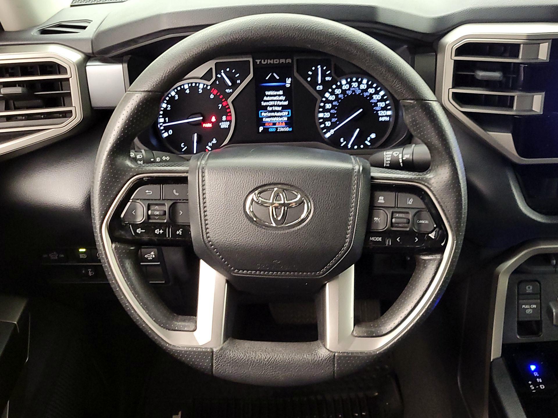 Thumbnail: 2022 Toyota Tundra - 10