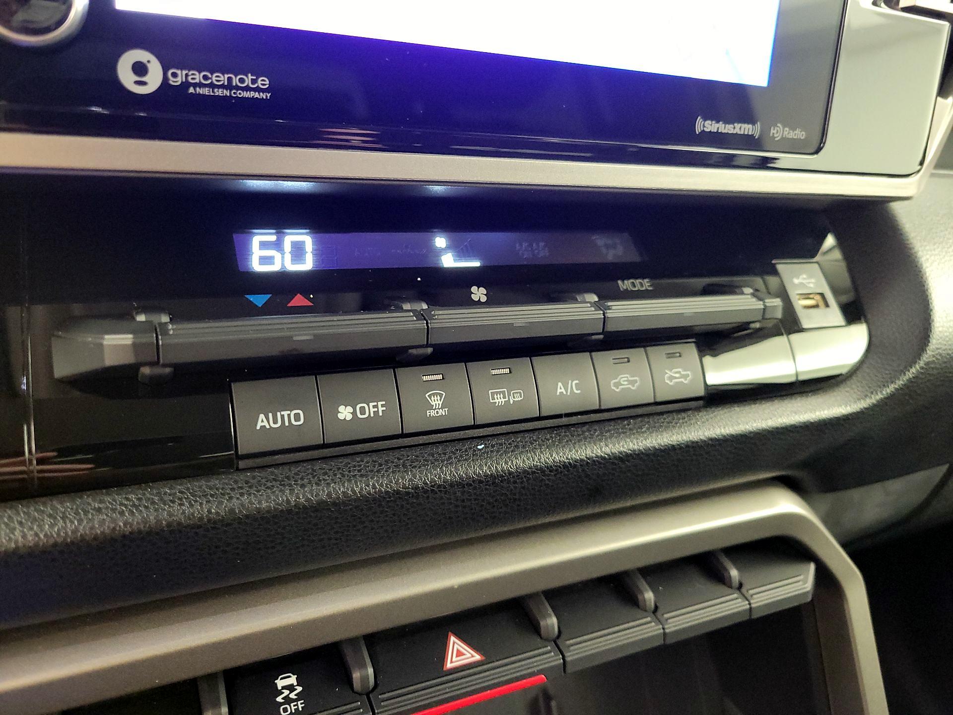 Thumbnail: 2022 Toyota Tundra - 16