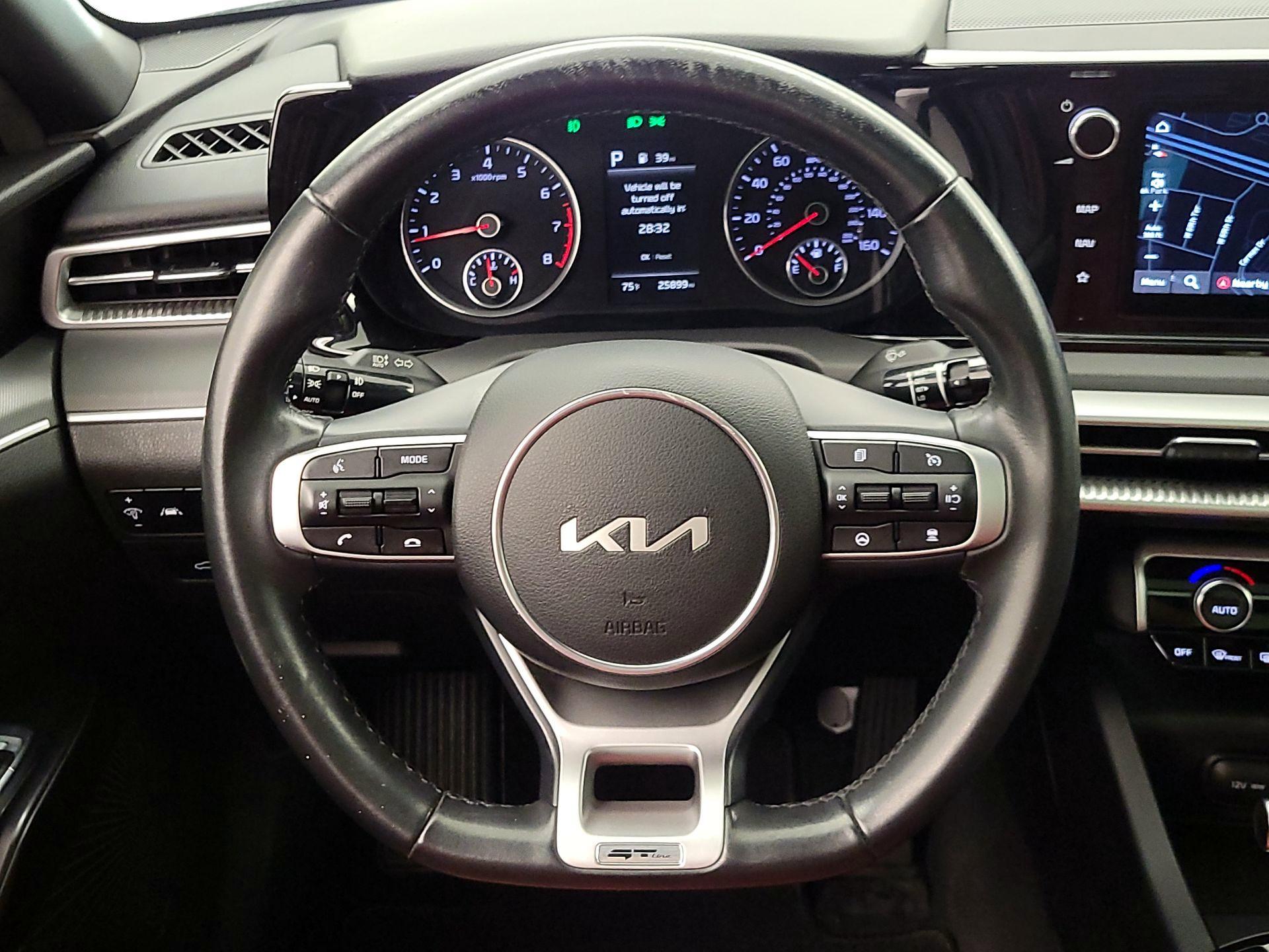 Thumbnail: 2023 Kia K5 - 10