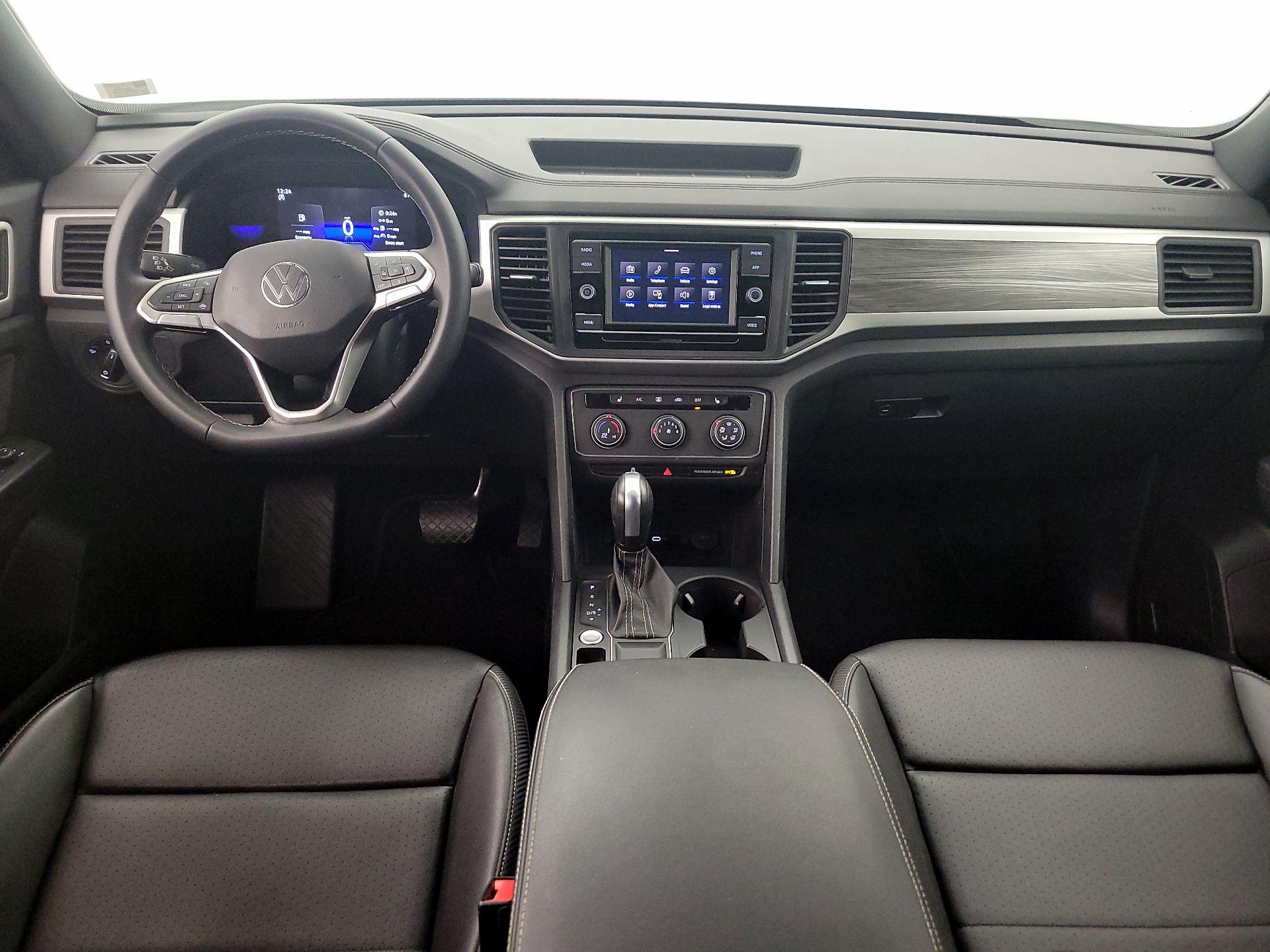 Thumbnail: 2023 Volkswagen Atlas - 9