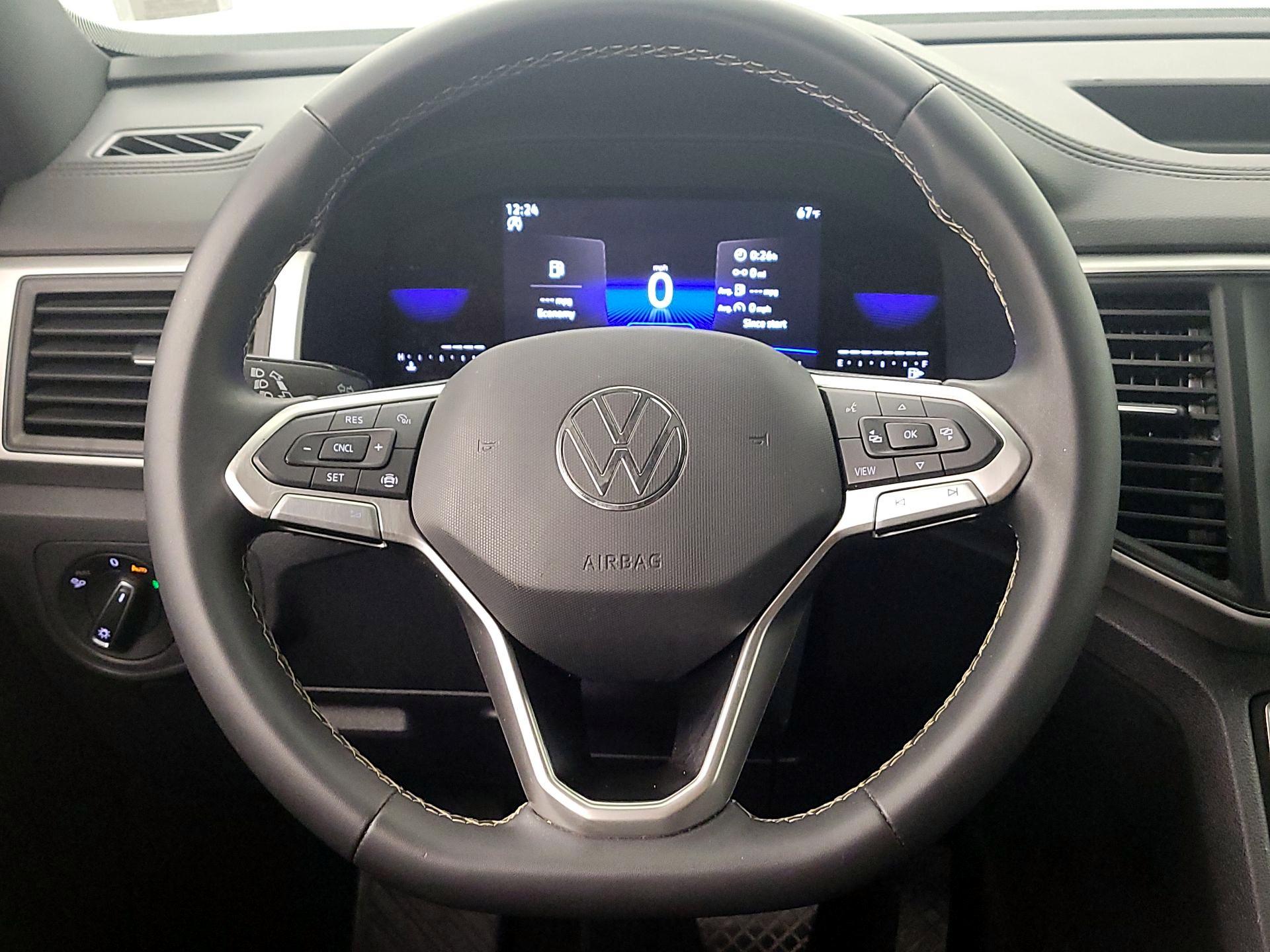 Thumbnail: 2023 Volkswagen Atlas - 10