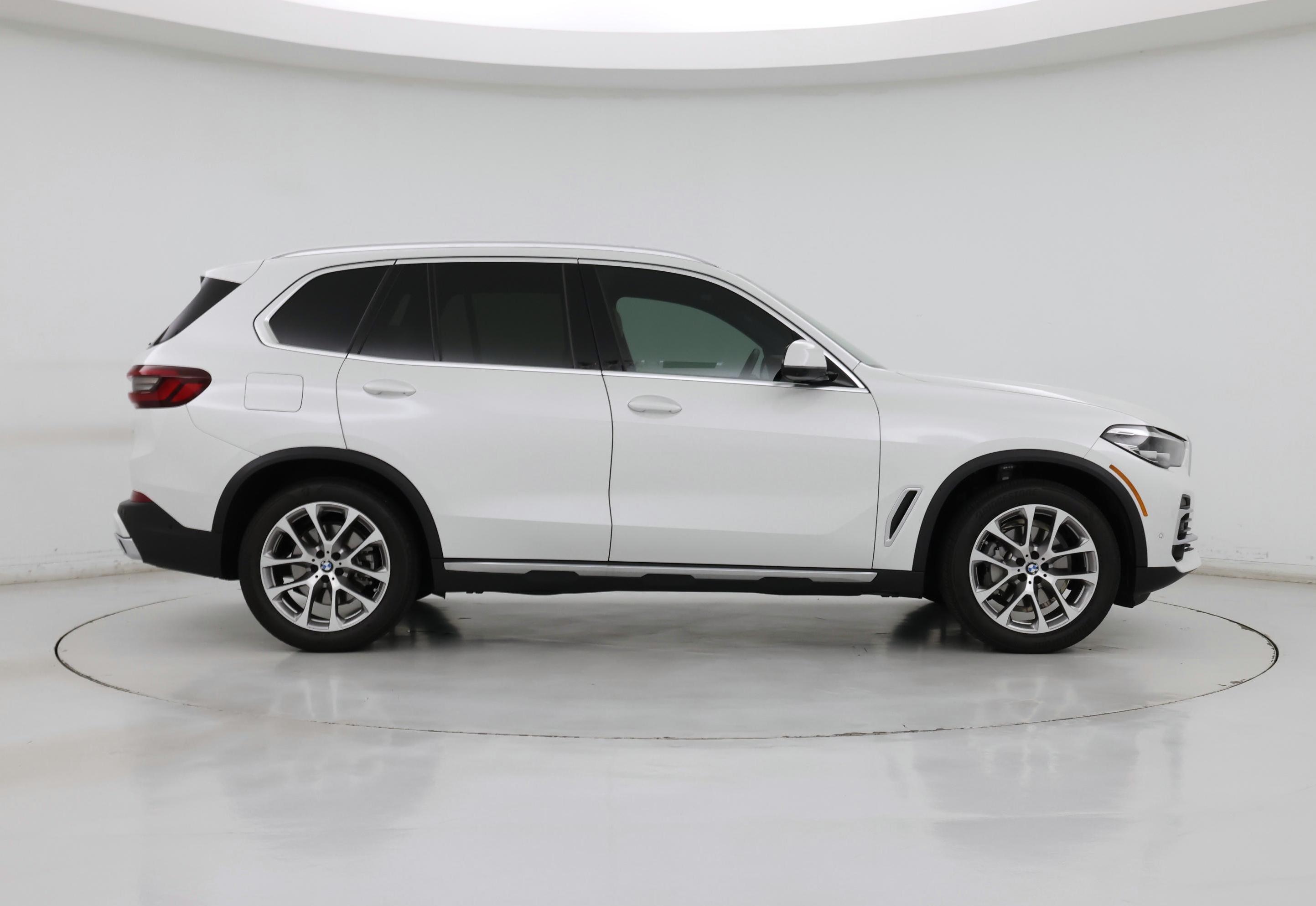 Thumbnail: 2022 BMW X5 - 7