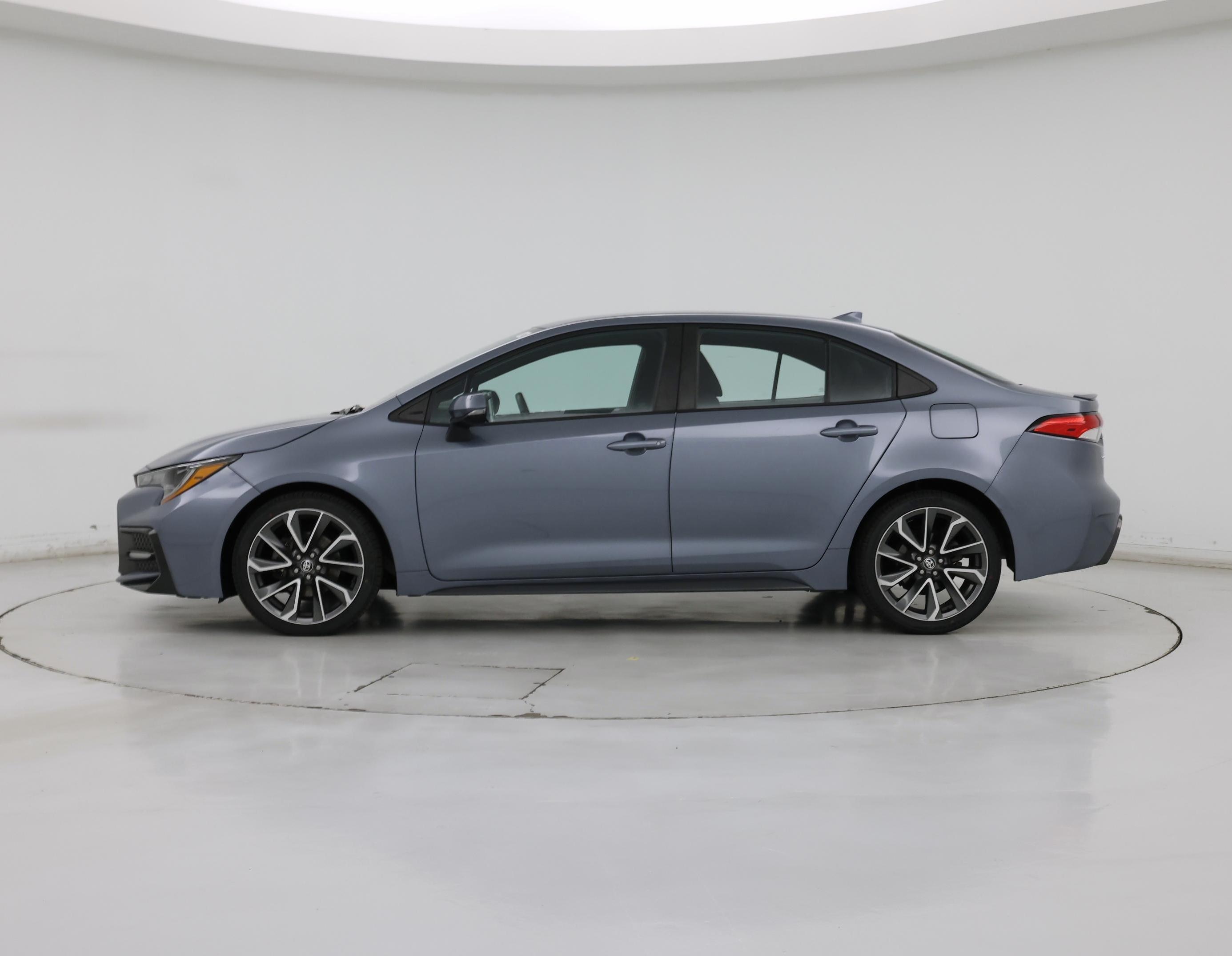 Thumbnail: 2021 Toyota Corolla - 3