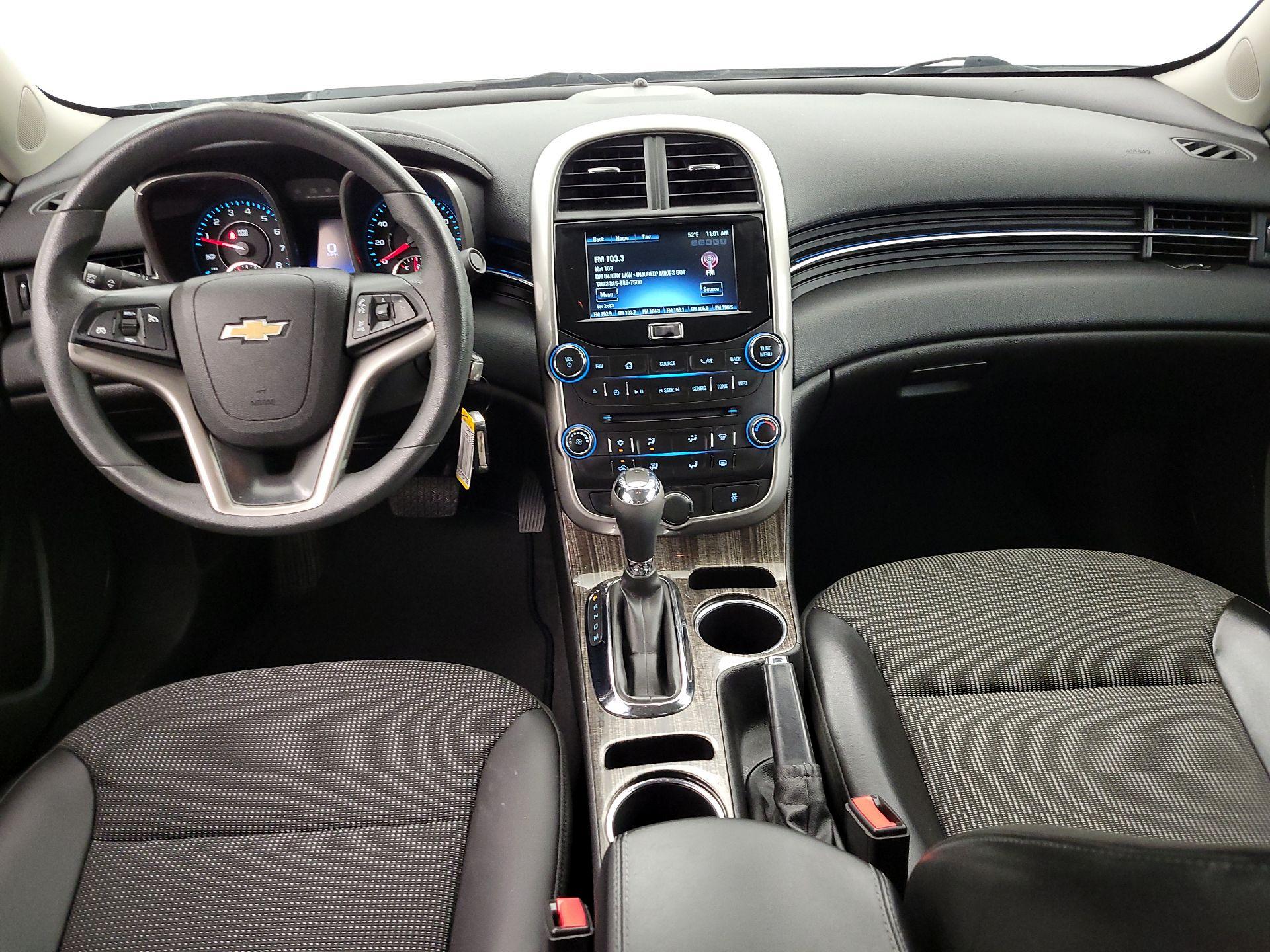 Thumbnail: 2014 Chevrolet Malibu - 9