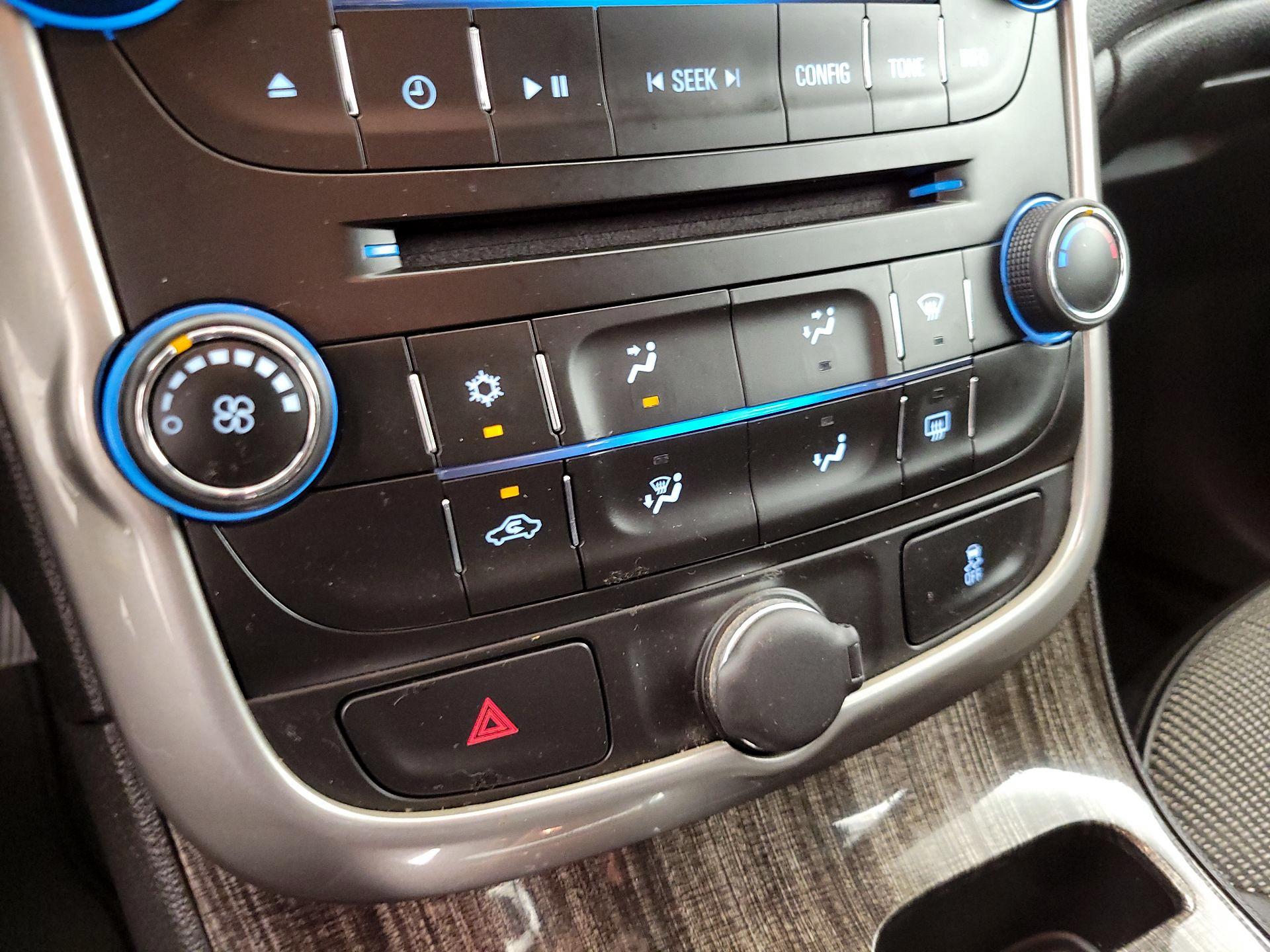 Thumbnail: 2014 Chevrolet Malibu - 16