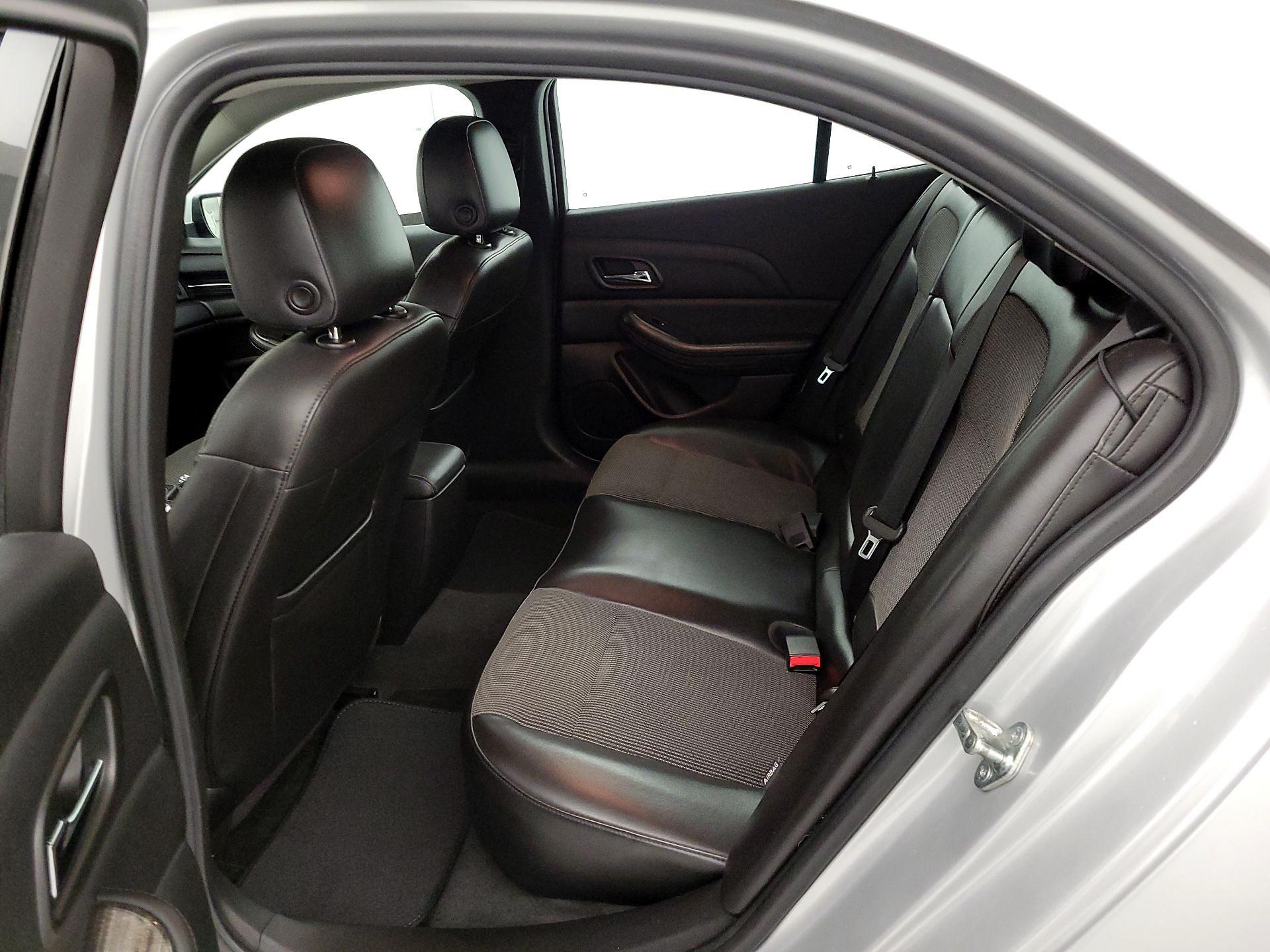 Thumbnail: 2014 Chevrolet Malibu - 18