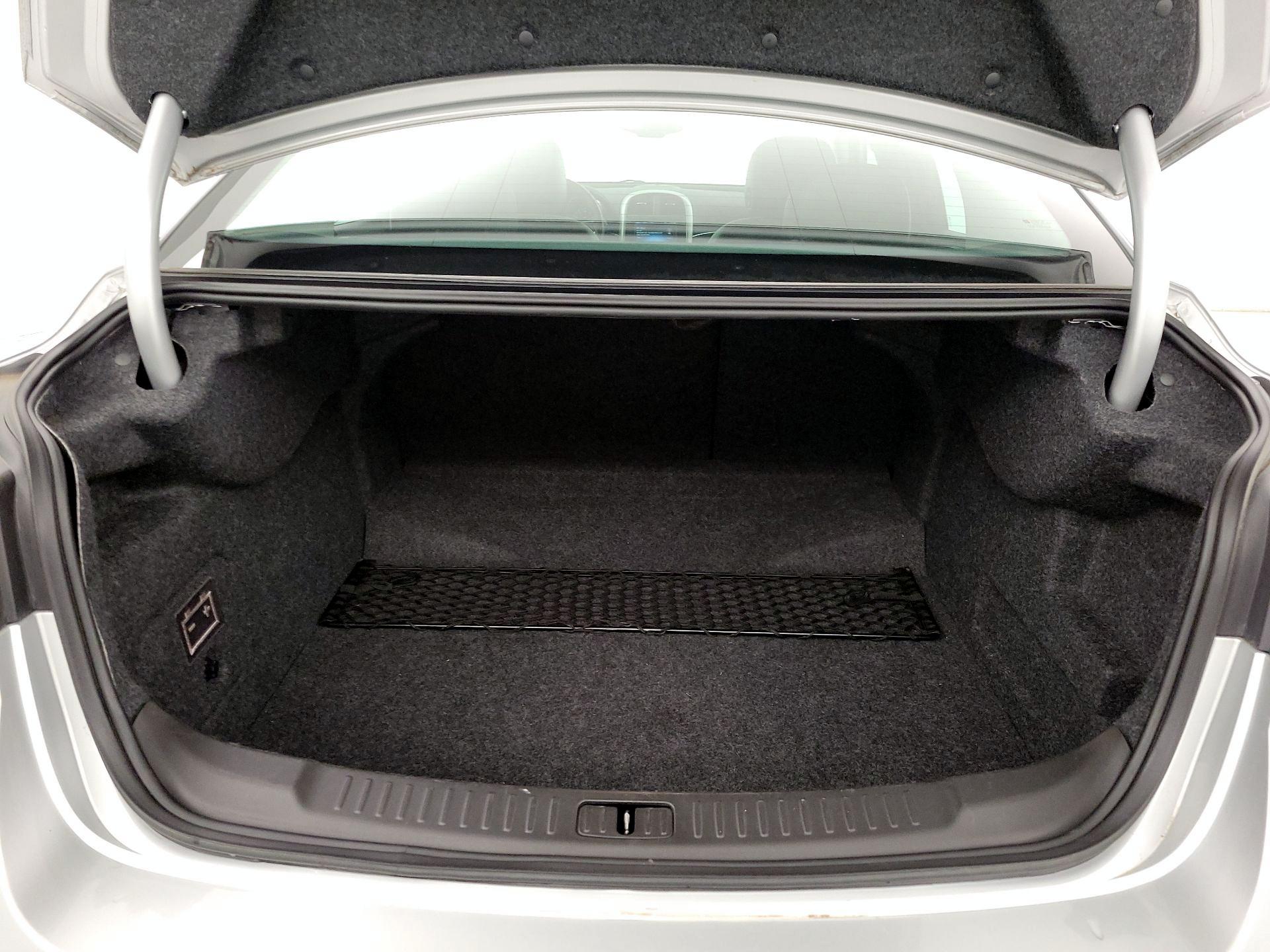 Thumbnail: 2014 Chevrolet Malibu - 19