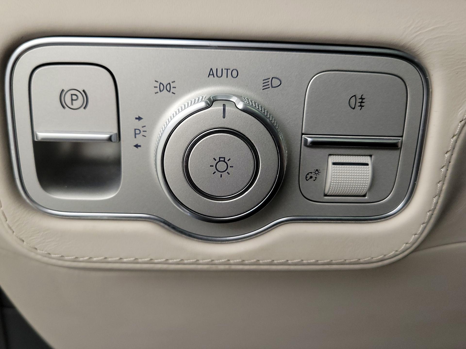 Thumbnail: 2022 Mercedes-Benz GLE - 13