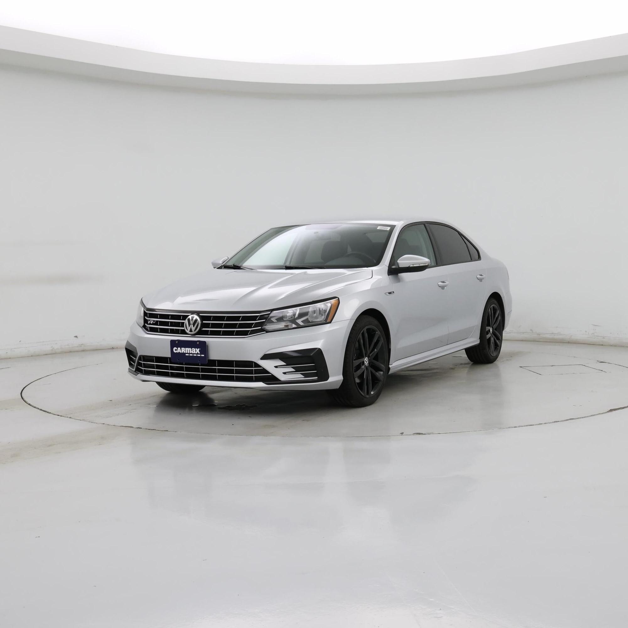 Thumbnail: 2018 Volkswagen Passat - 4