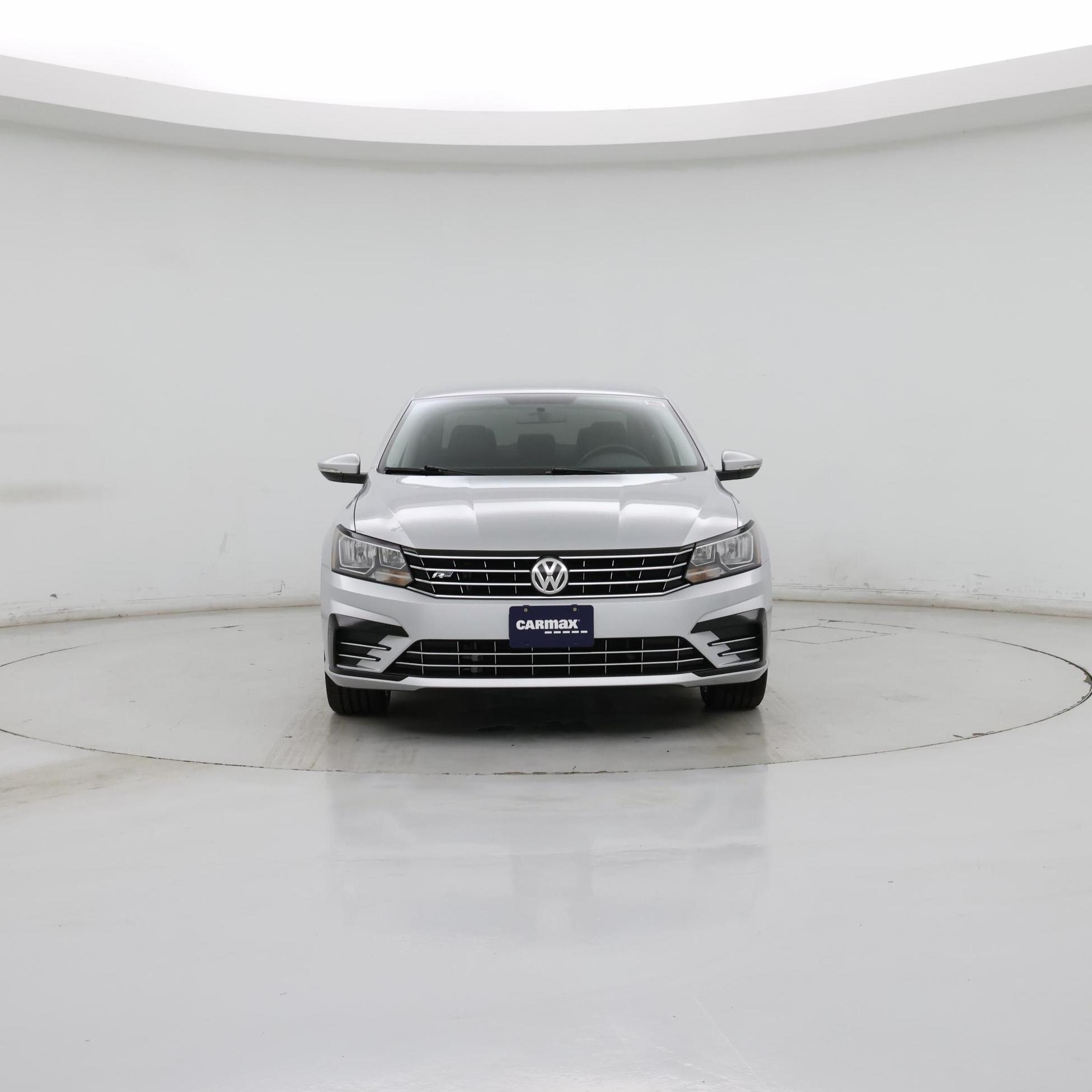 Thumbnail: 2018 Volkswagen Passat - 5