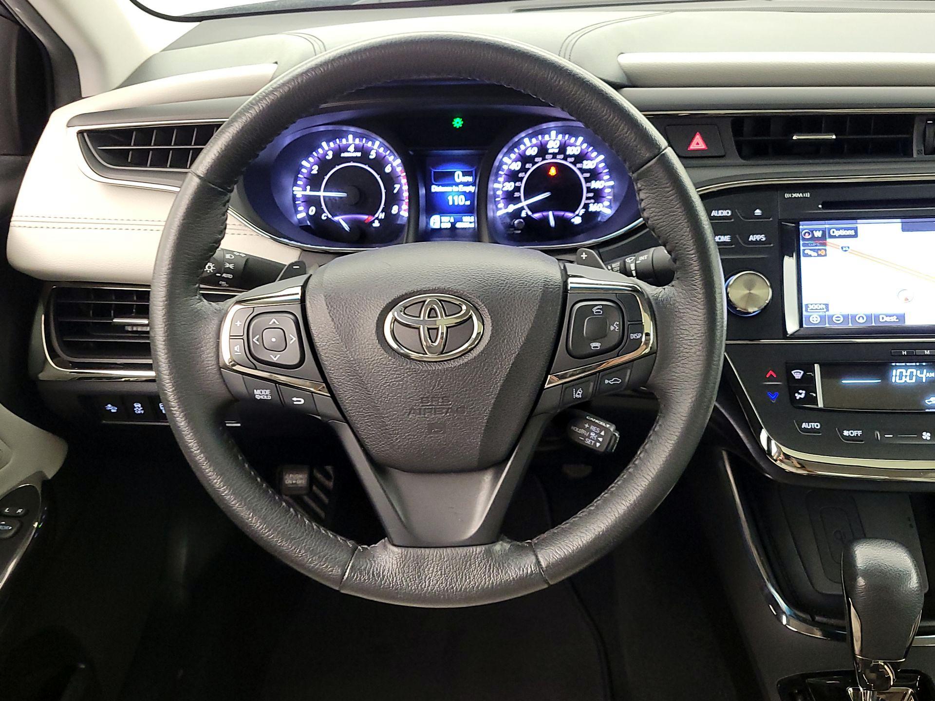 Thumbnail: 2017 Toyota Avalon - 10