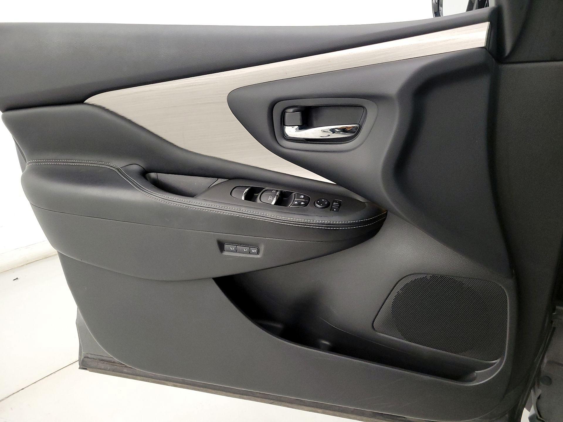 Thumbnail: 2015 Nissan Murano - 12
