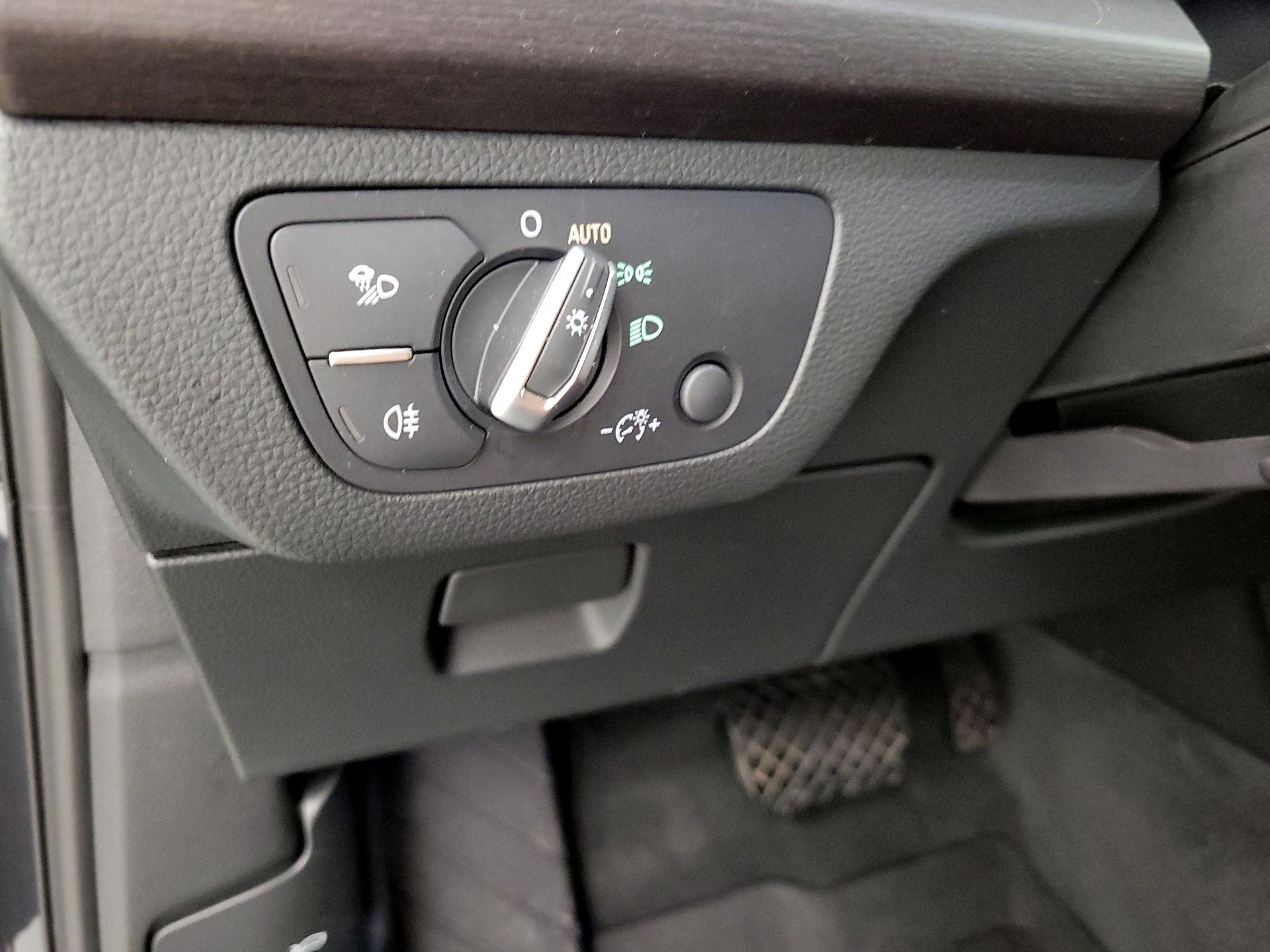 Thumbnail: 2021 Audi Q5 - 13