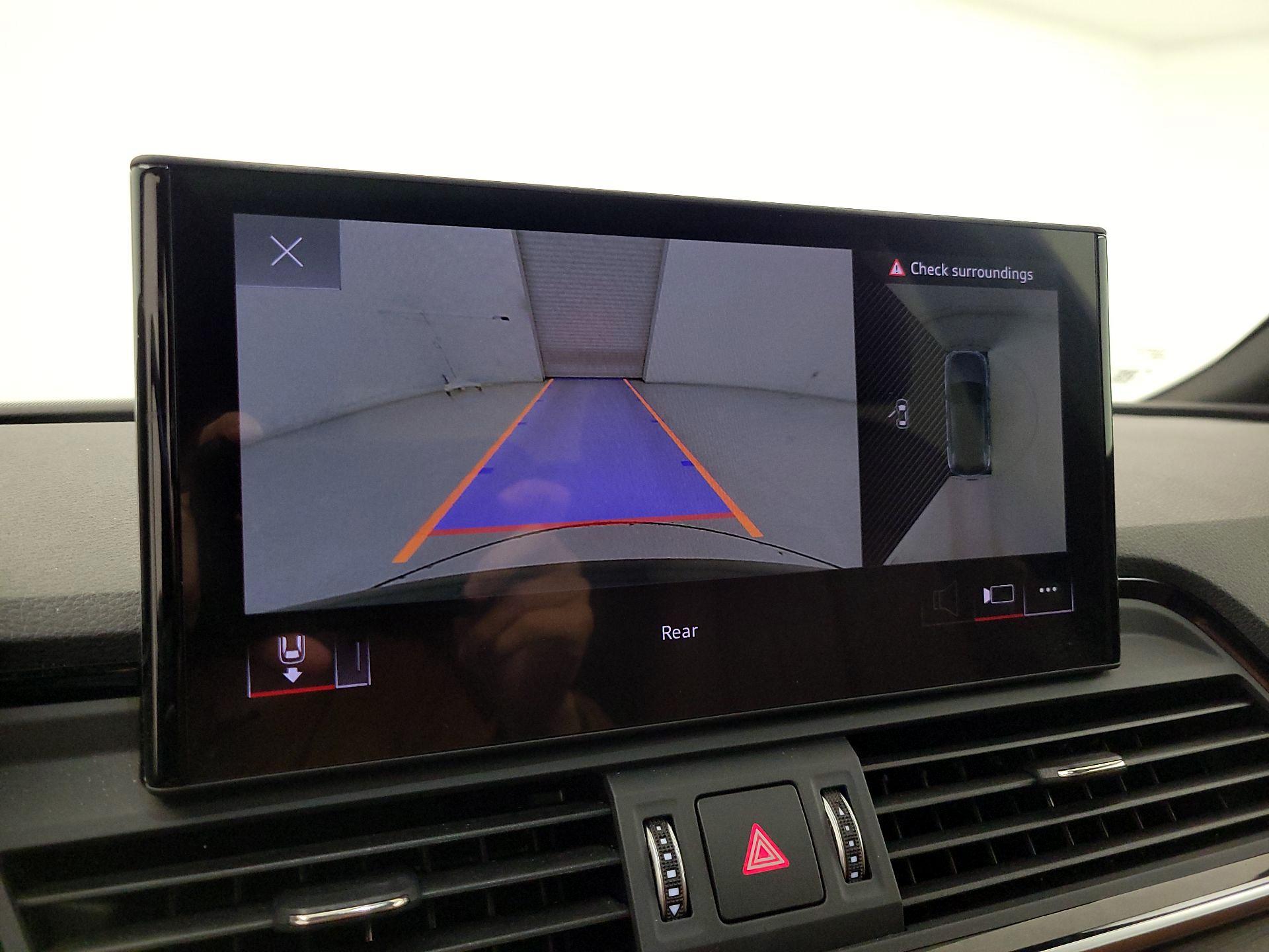 Thumbnail: 2021 Audi Q5 - 14