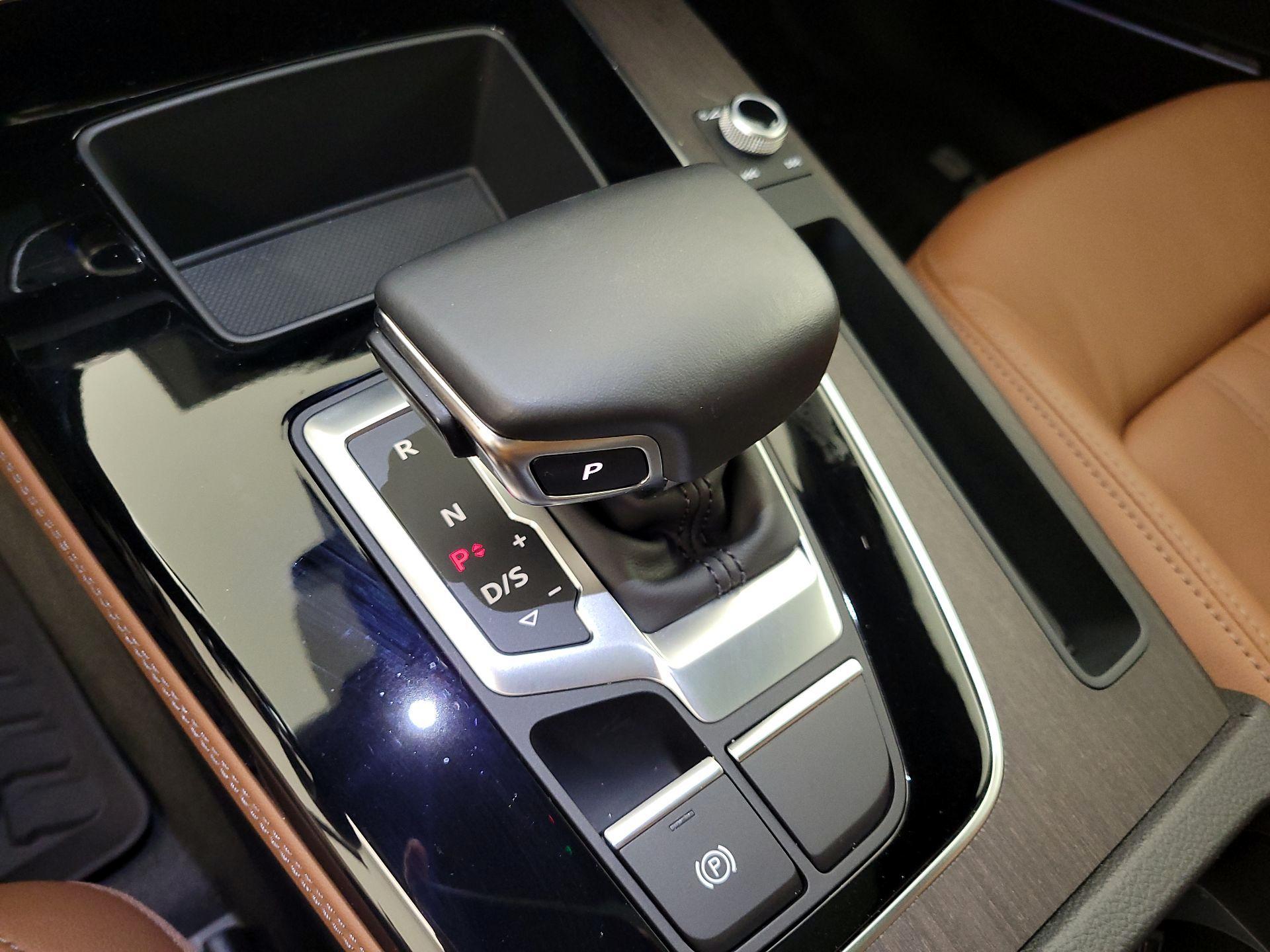 Thumbnail: 2021 Audi Q5 - 17