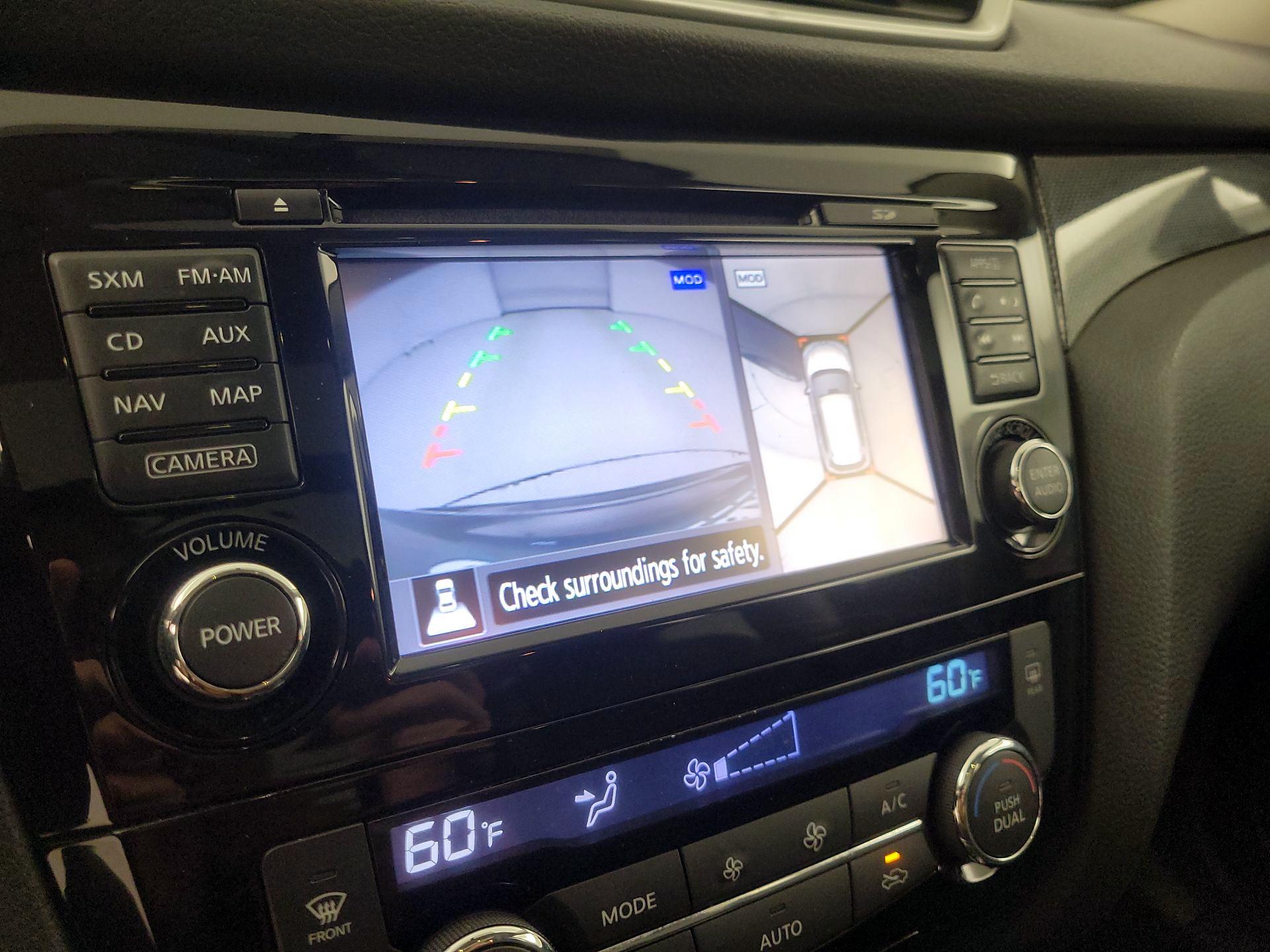 Thumbnail: 2015 Nissan Rogue - 15