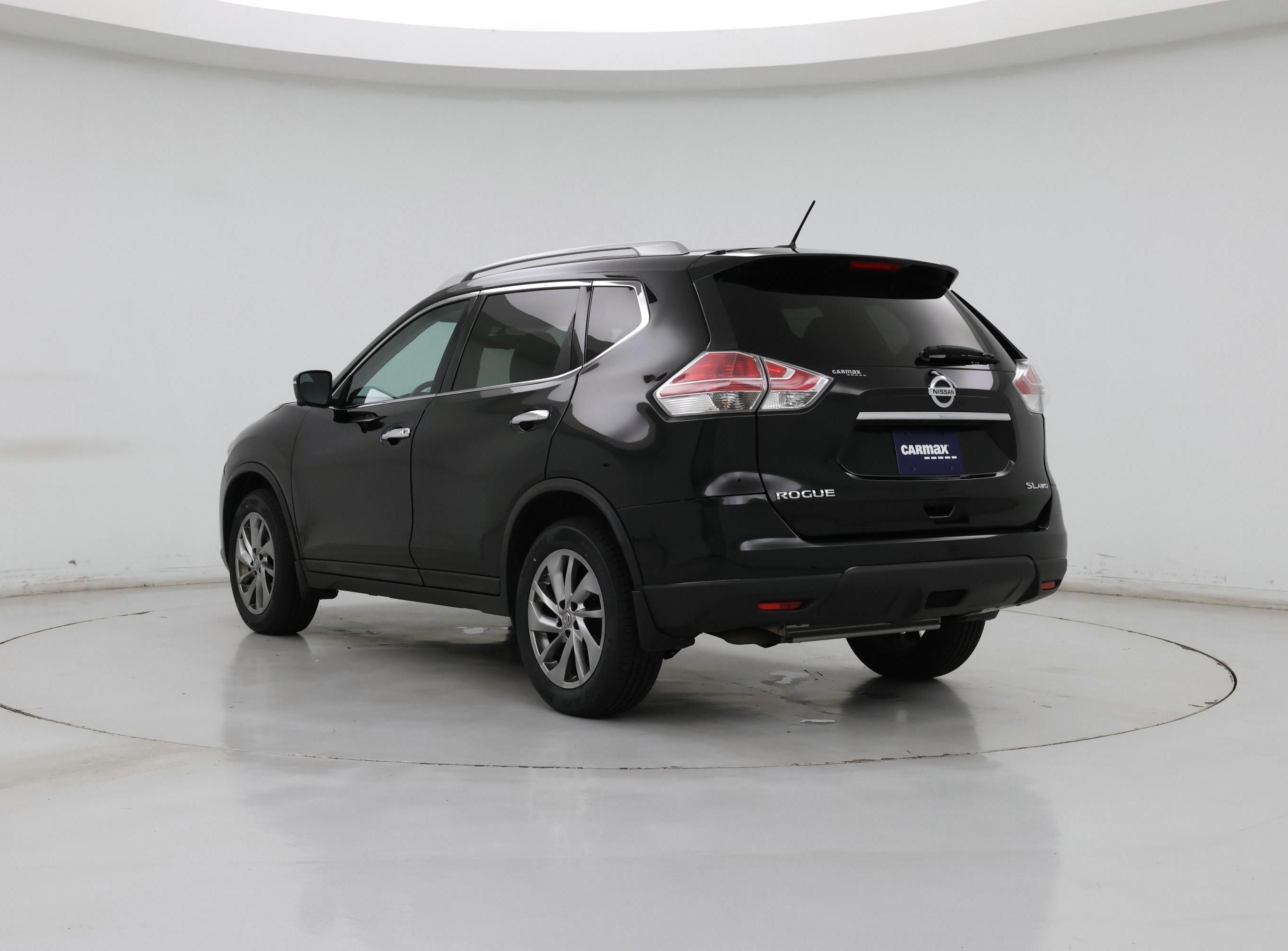 Thumbnail: 2015 Nissan Rogue - 2