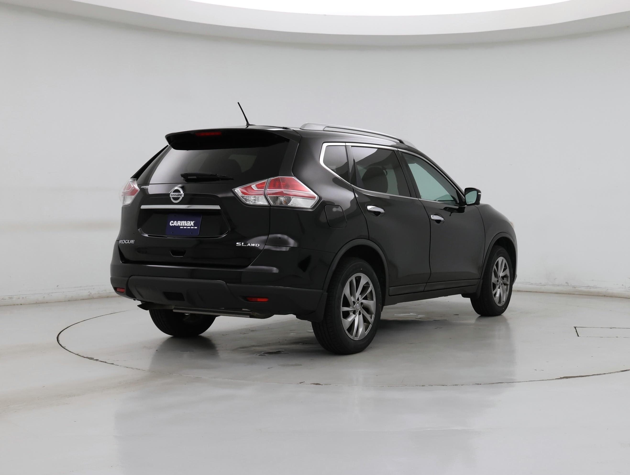 Thumbnail: 2015 Nissan Rogue - 8