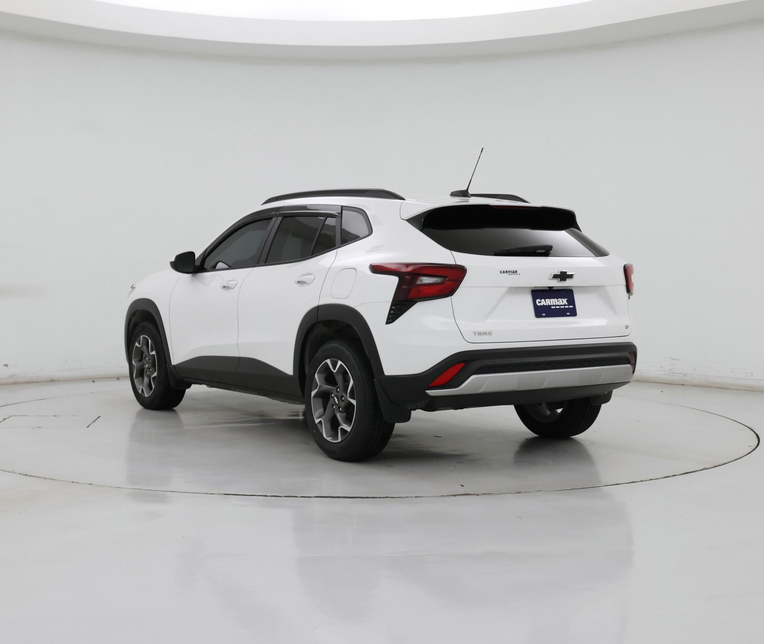 Thumbnail: 2024 Chevrolet Trax - 2