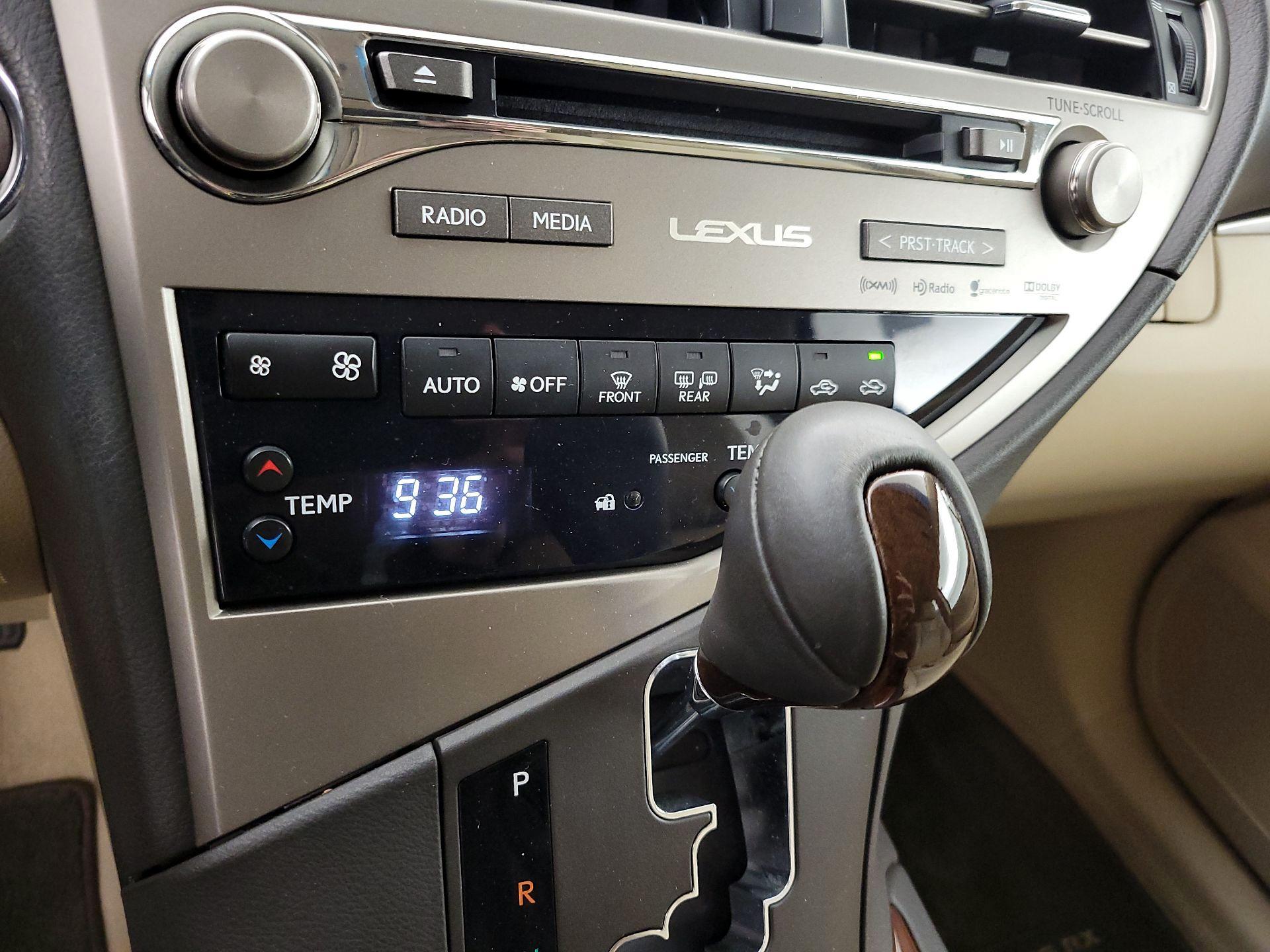 Thumbnail: 2015 Lexus RX - 16