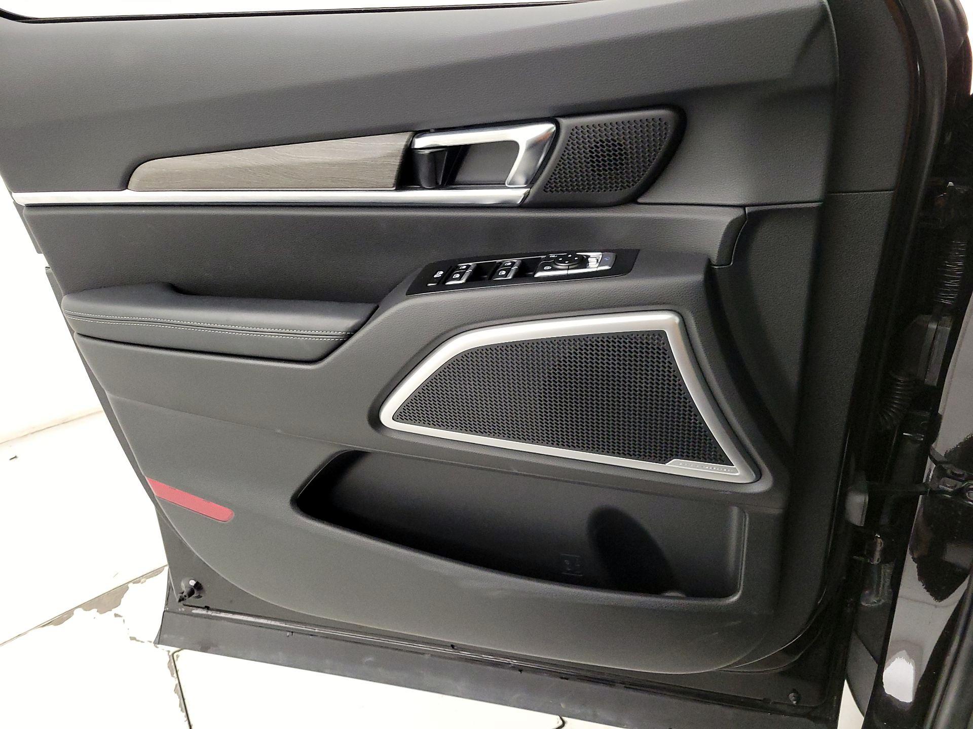 Thumbnail: 2022 Kia Telluride - 12