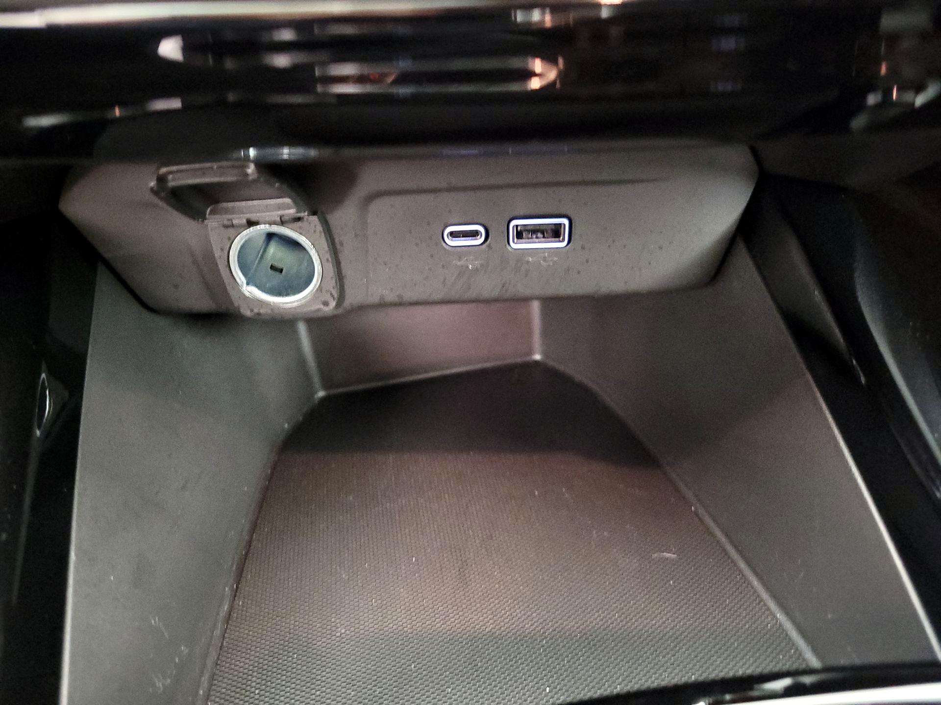 Thumbnail: 2024 Chevrolet Trax - 18