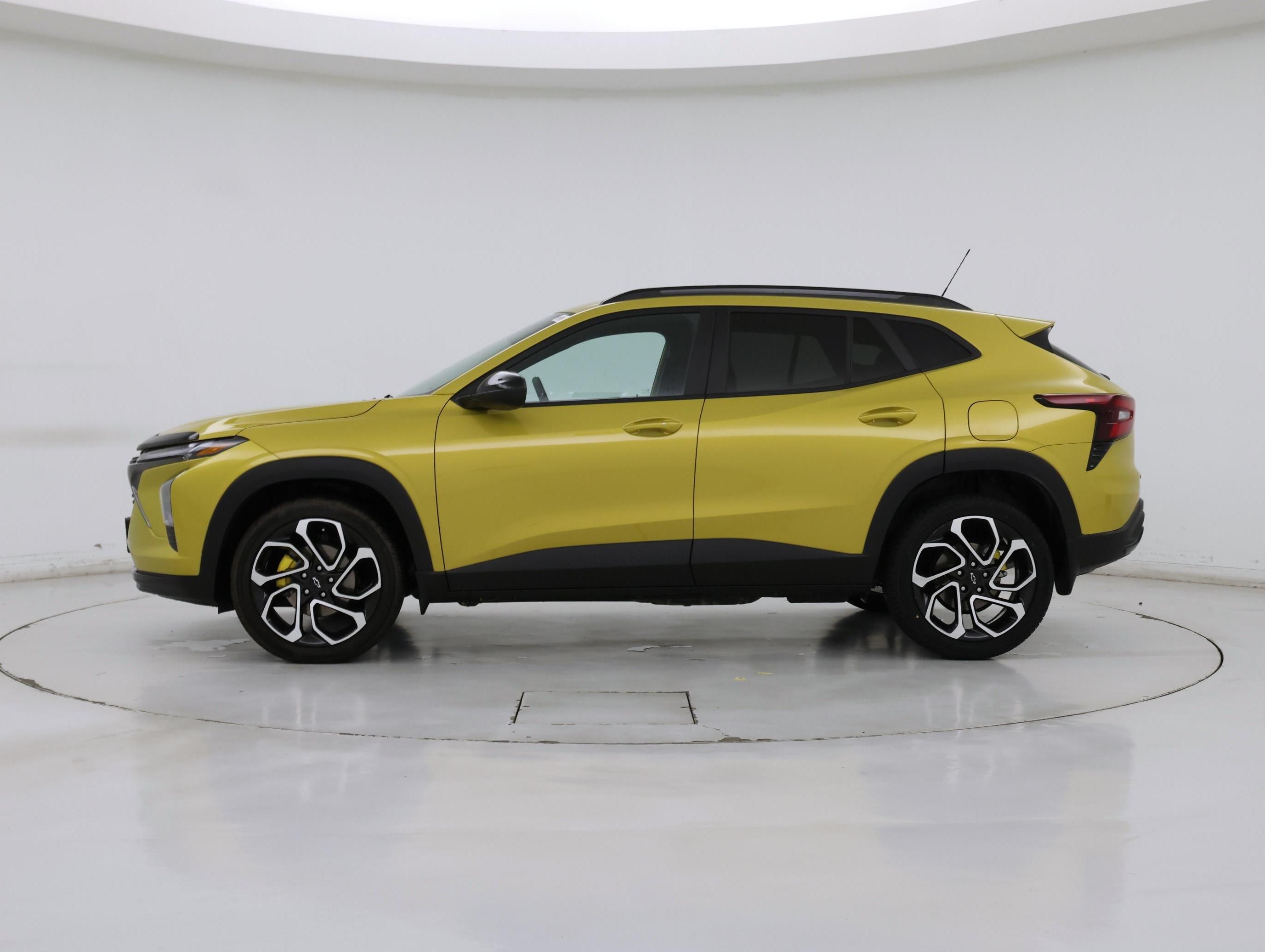 Thumbnail: 2024 Chevrolet Trax - 3