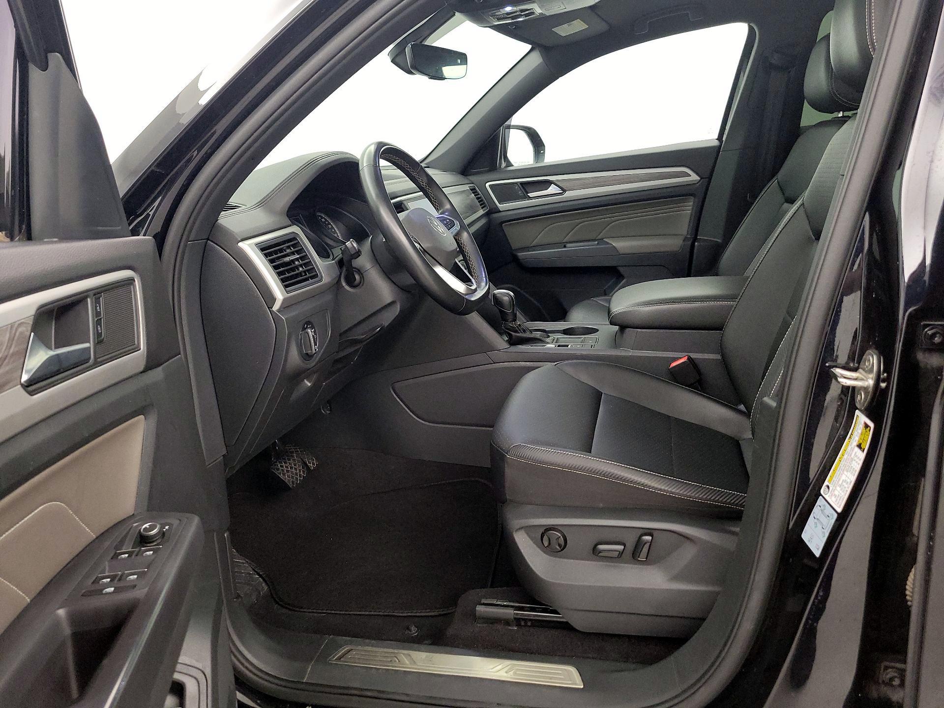 Thumbnail: 2021 Volkswagen Atlas - 11