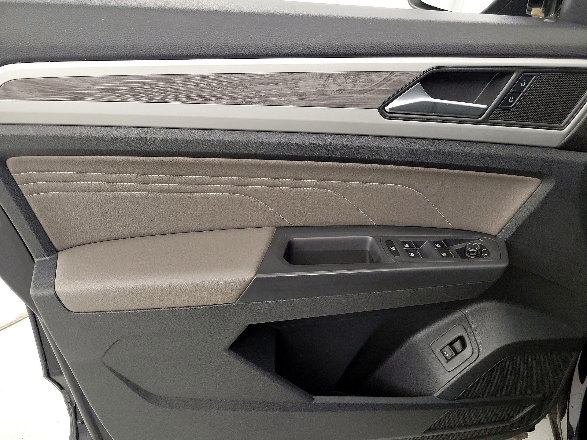 Thumbnail: 2021 Volkswagen Atlas - 12