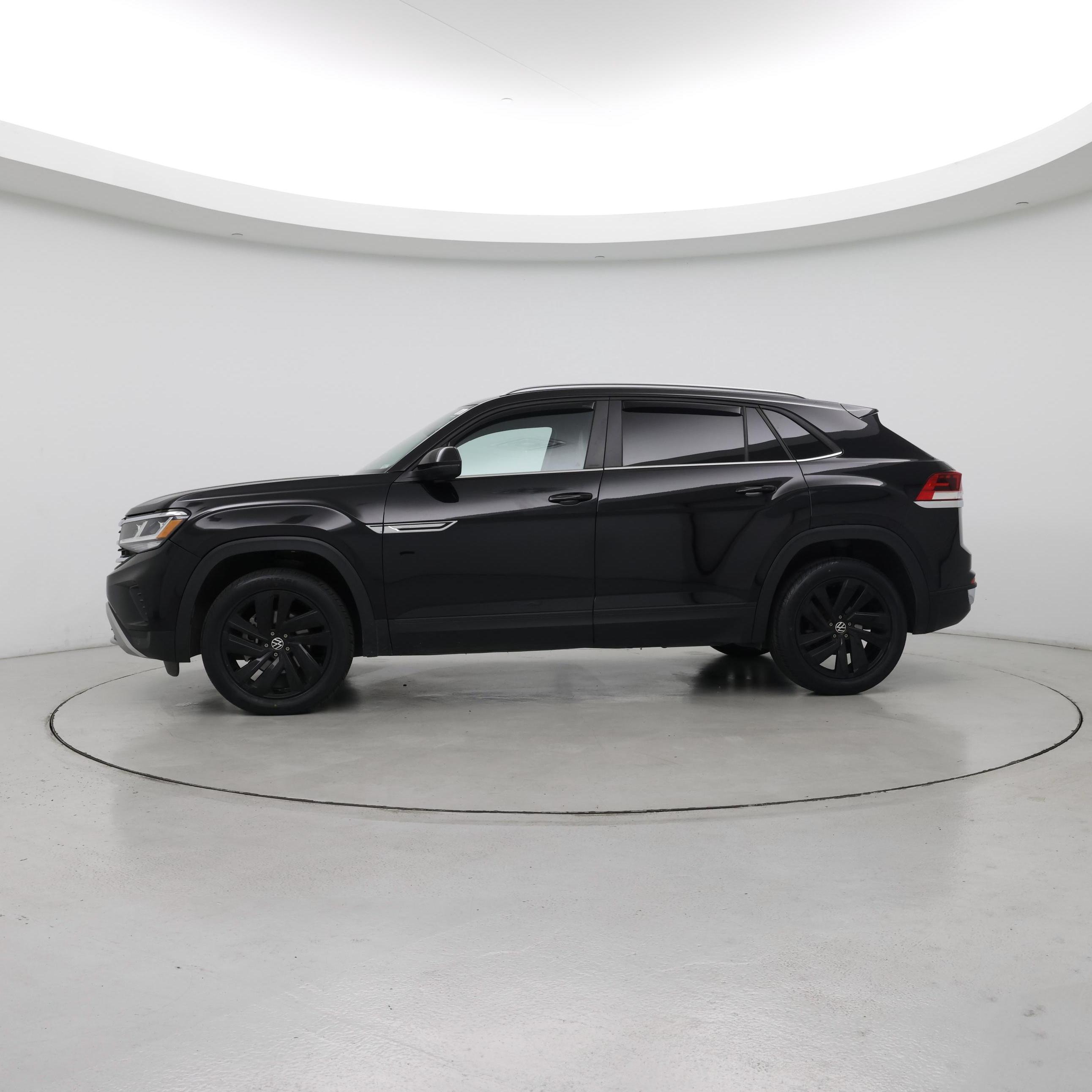 Thumbnail: 2021 Volkswagen Atlas - 3