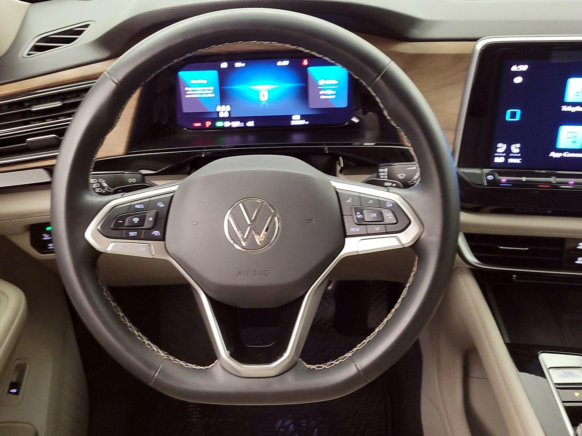 Thumbnail: 2024 Volkswagen Atlas - 10