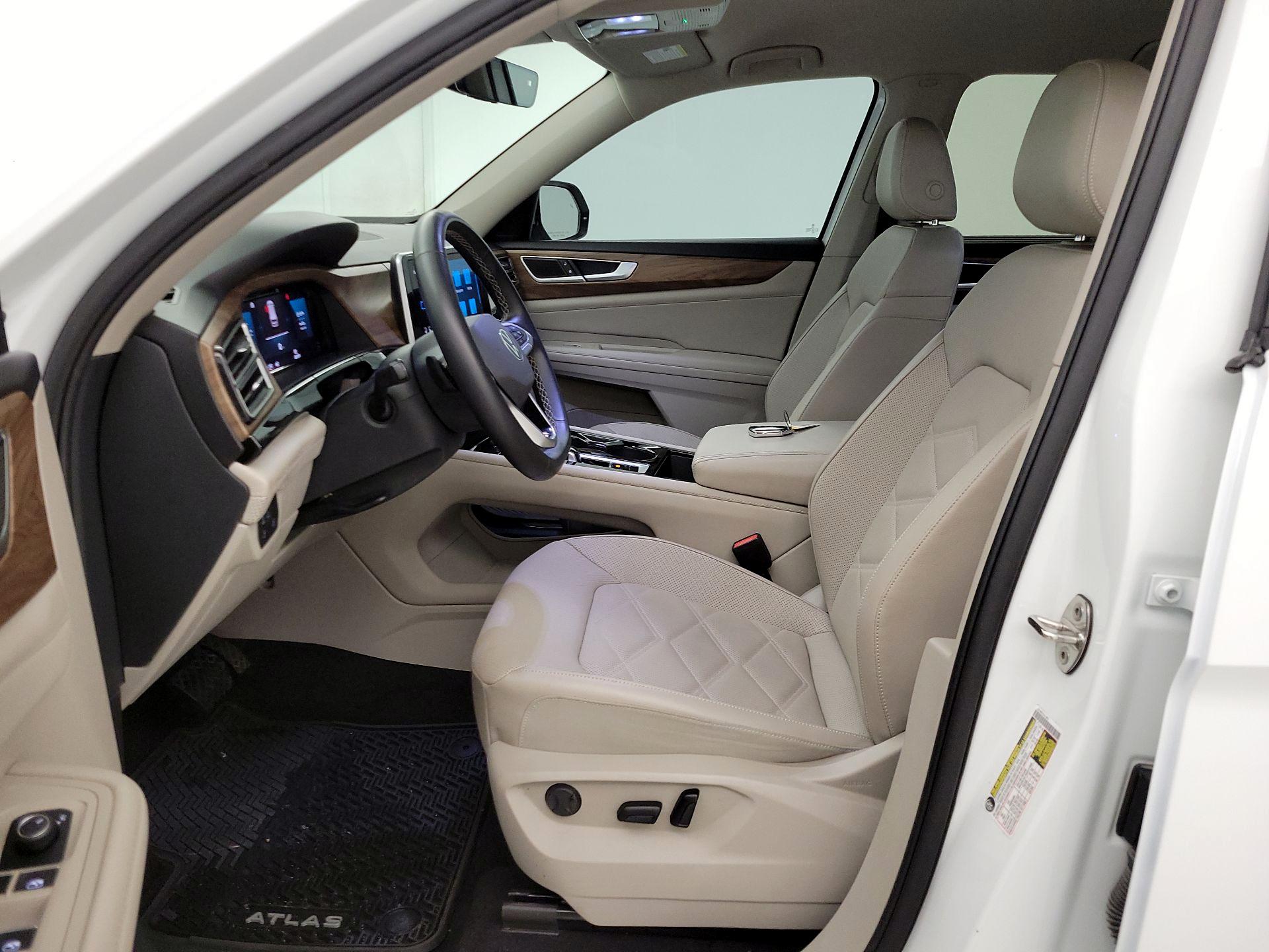 Thumbnail: 2024 Volkswagen Atlas - 11