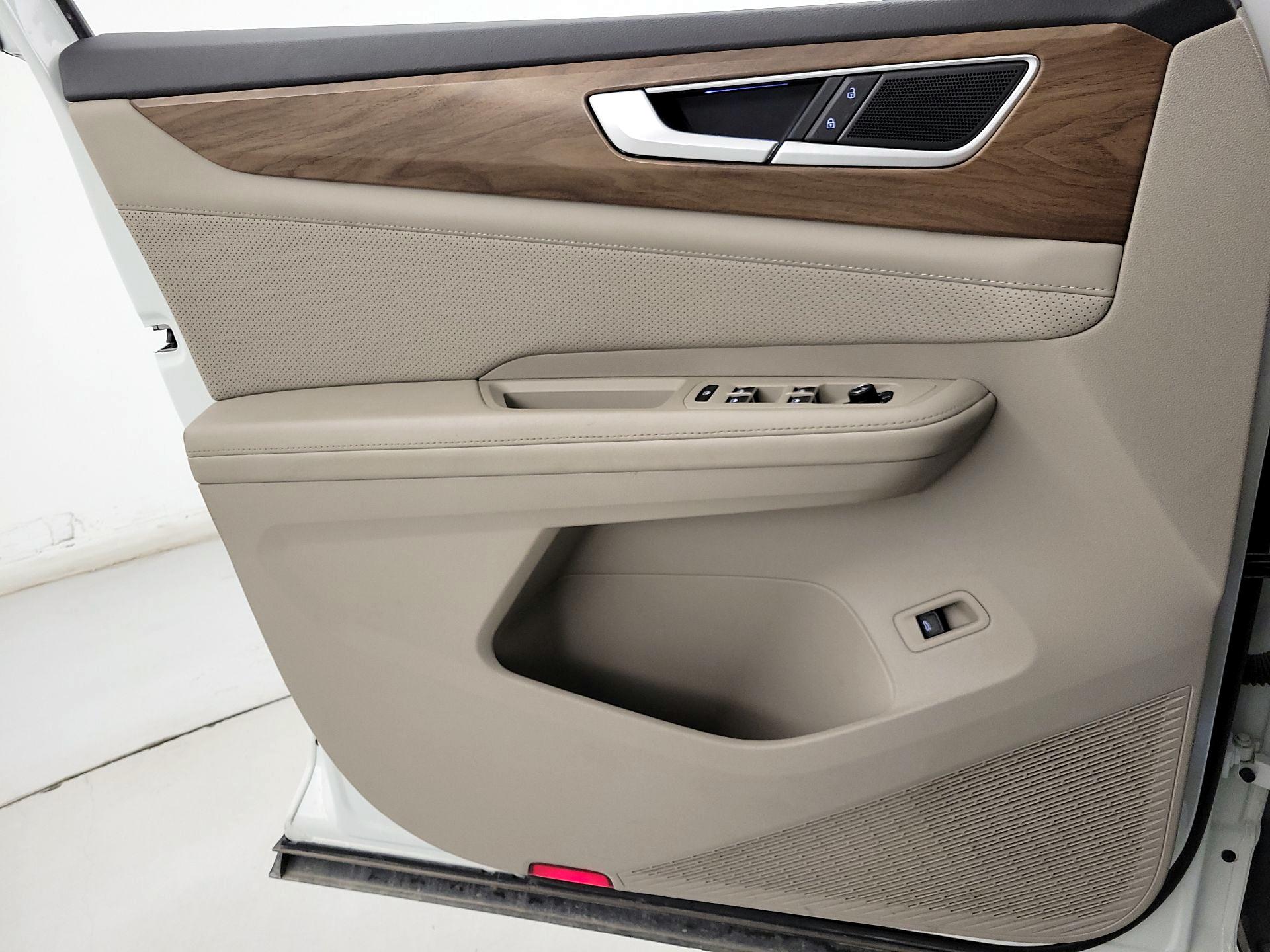 Thumbnail: 2024 Volkswagen Atlas - 12