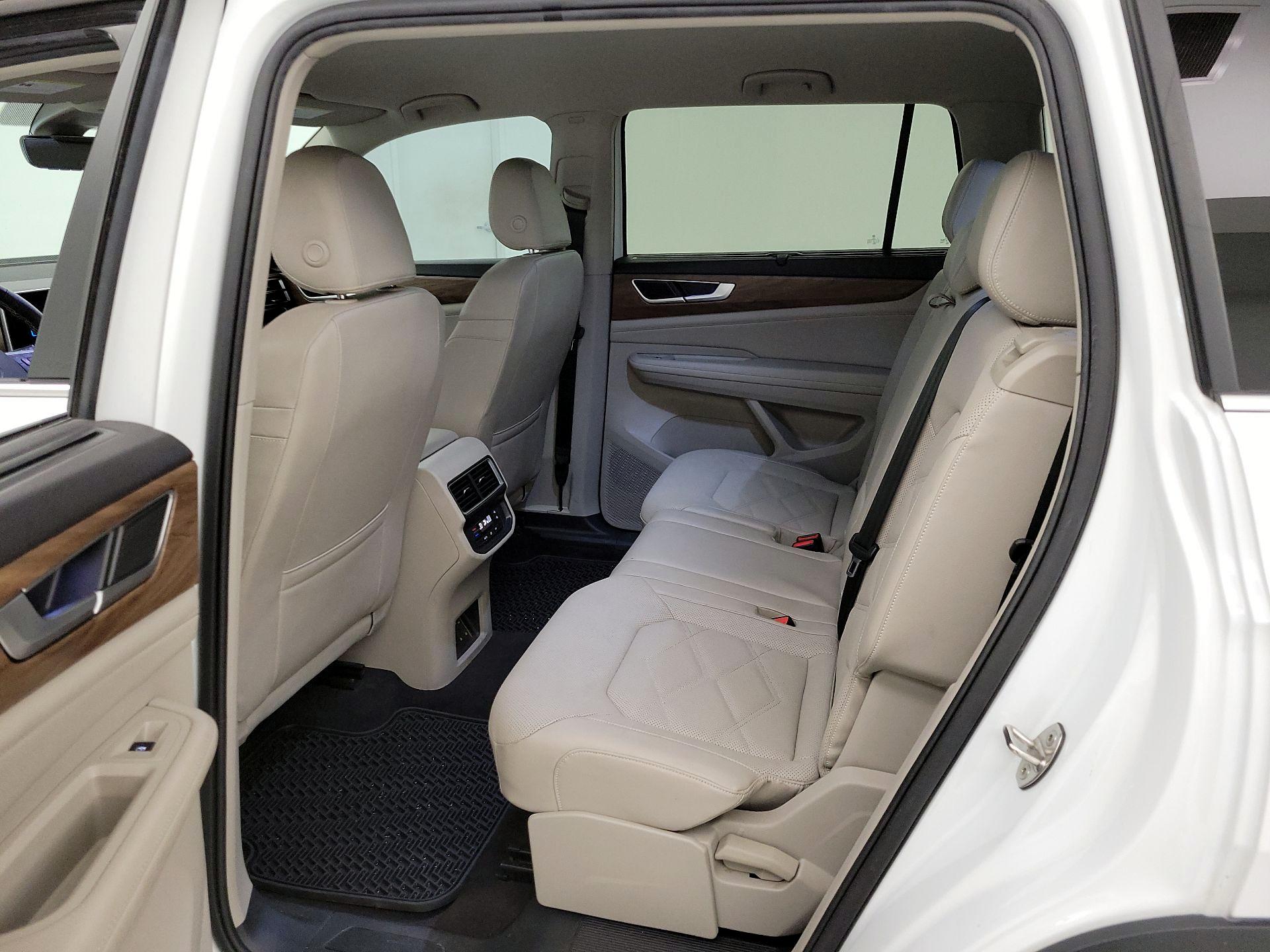 Thumbnail: 2024 Volkswagen Atlas - 19