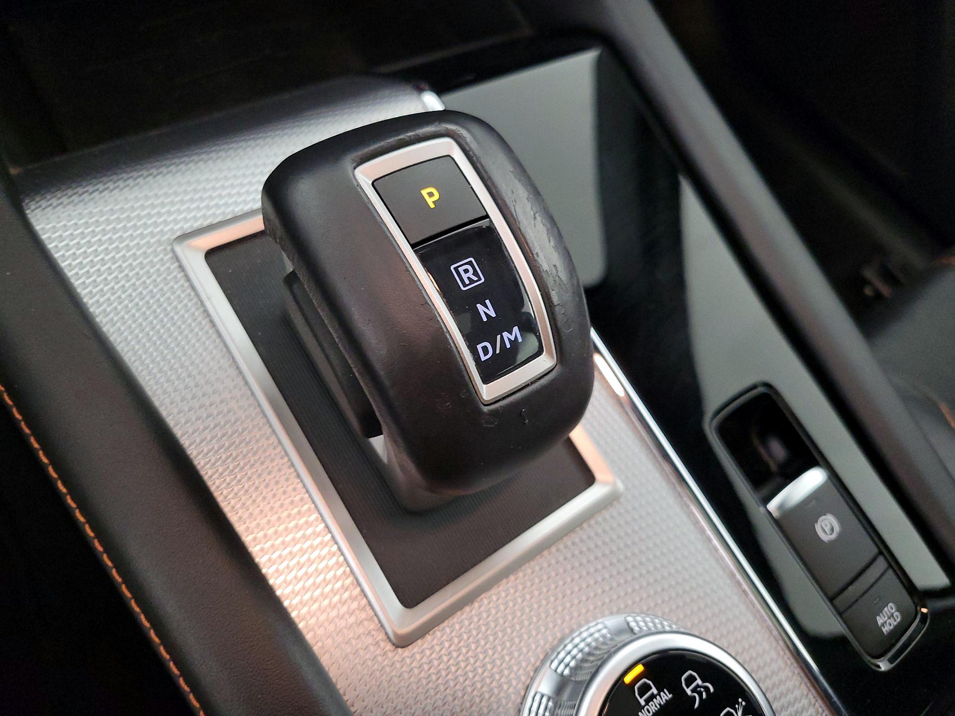 Thumbnail: 2022 Mitsubishi Outlander - 18