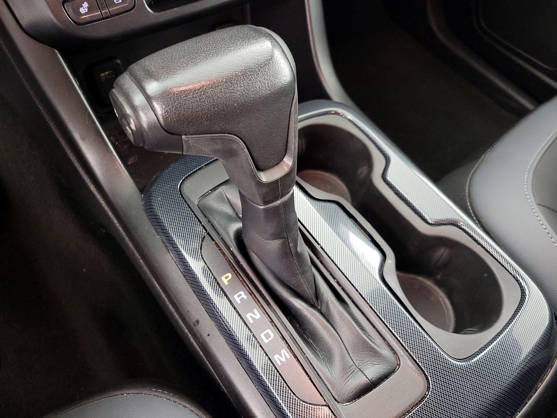 Thumbnail: 2016 Chevrolet Colorado - 17