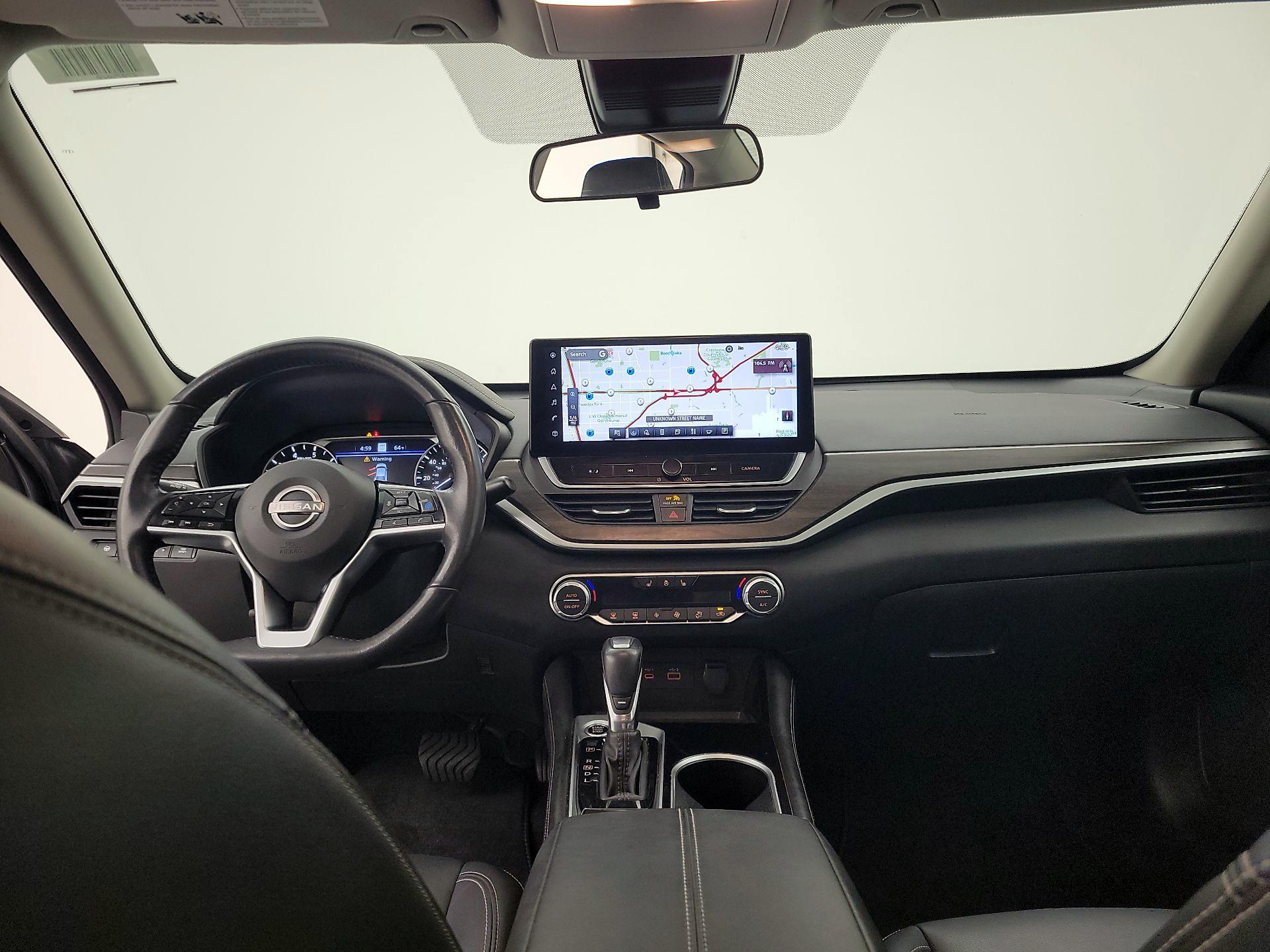 Thumbnail: 2023 Nissan Altima - 9