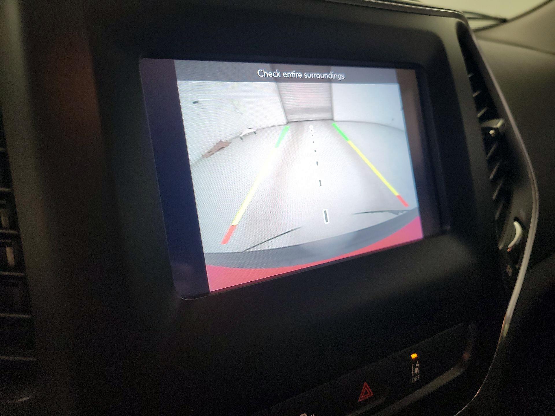 Thumbnail: 2021 Jeep Cherokee - 14