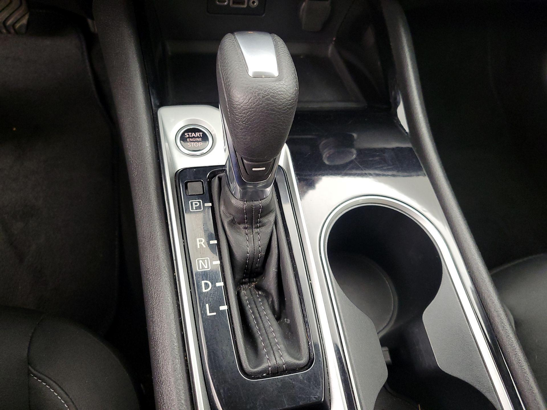 Thumbnail: 2024 Nissan Altima - 17