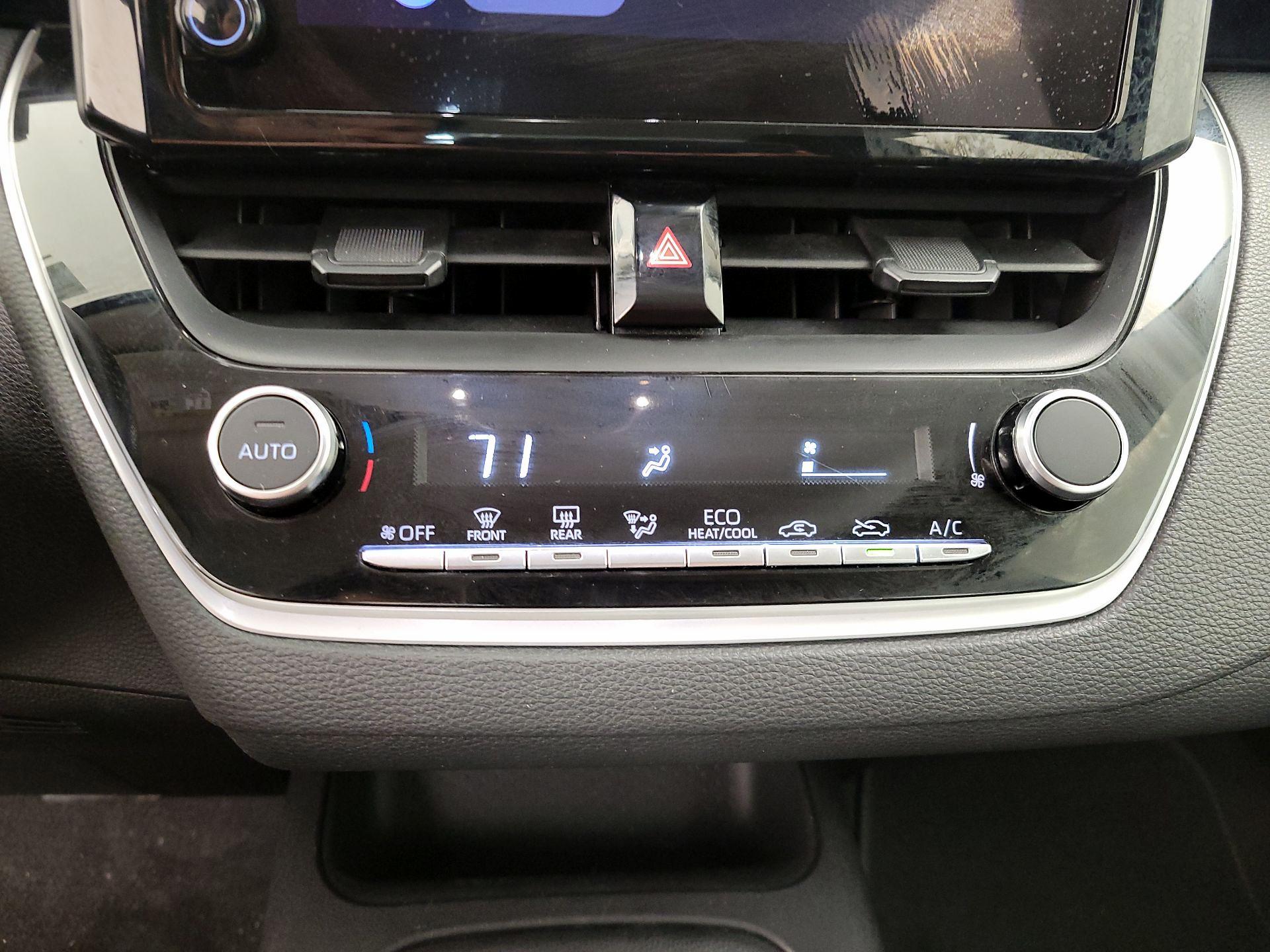 Thumbnail: 2024 Toyota Corolla - 16