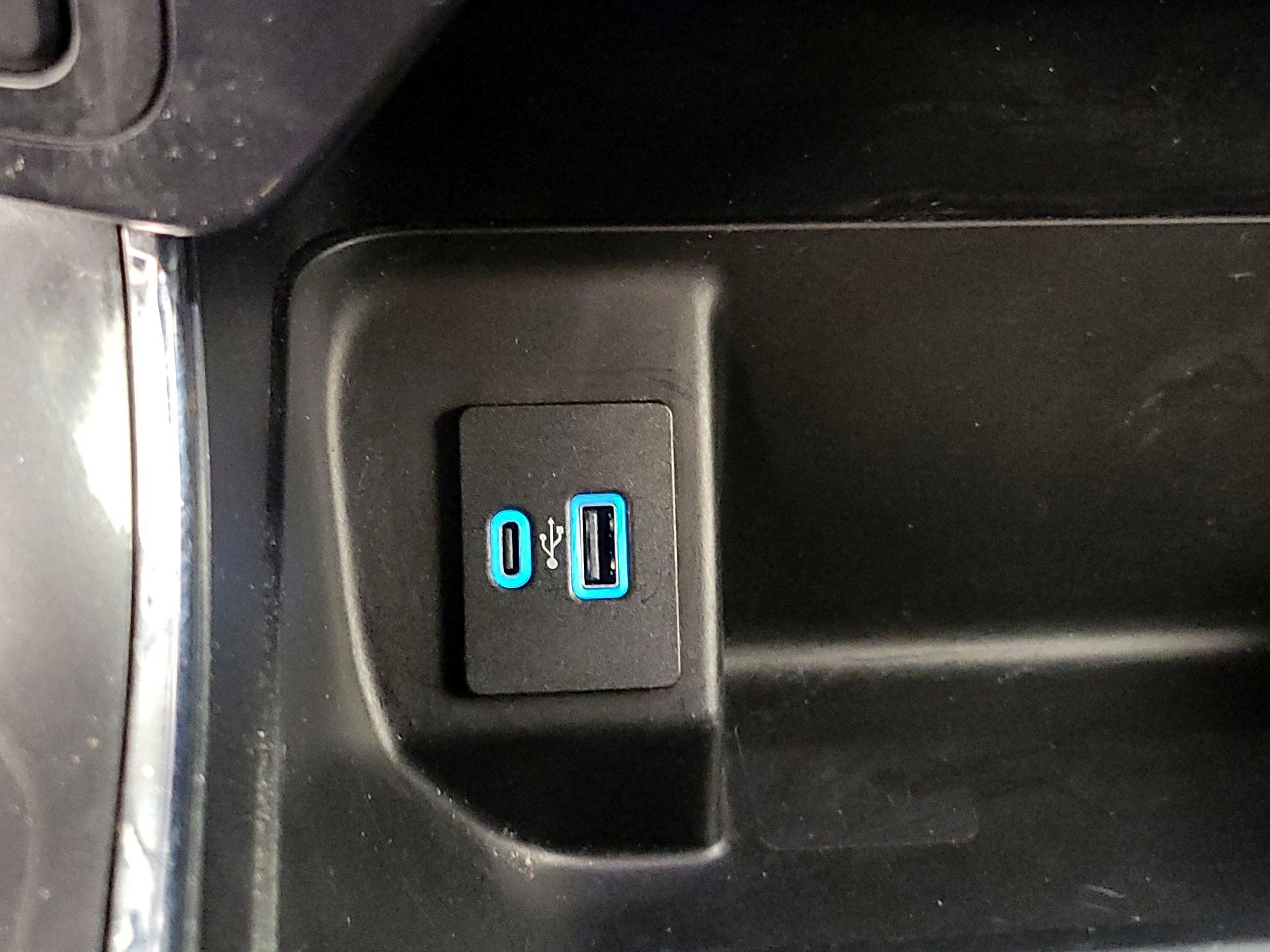 Thumbnail: 2023 Ford F-150 - 19