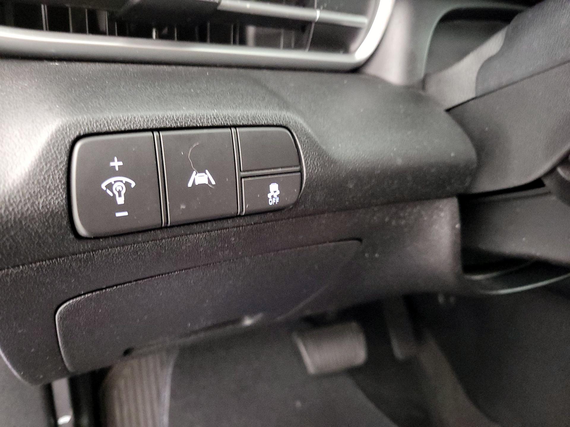 Thumbnail: 2023 Hyundai Elantra - 13