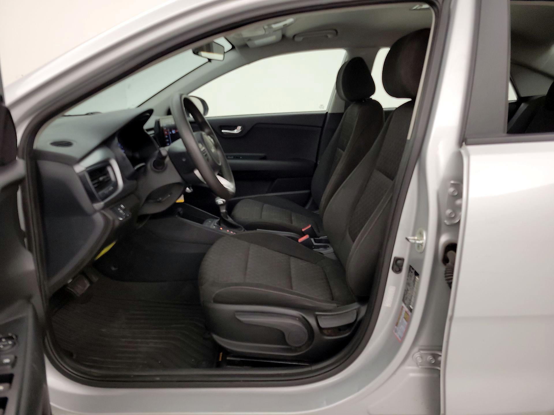 Thumbnail: 2023 Kia Rio - 11