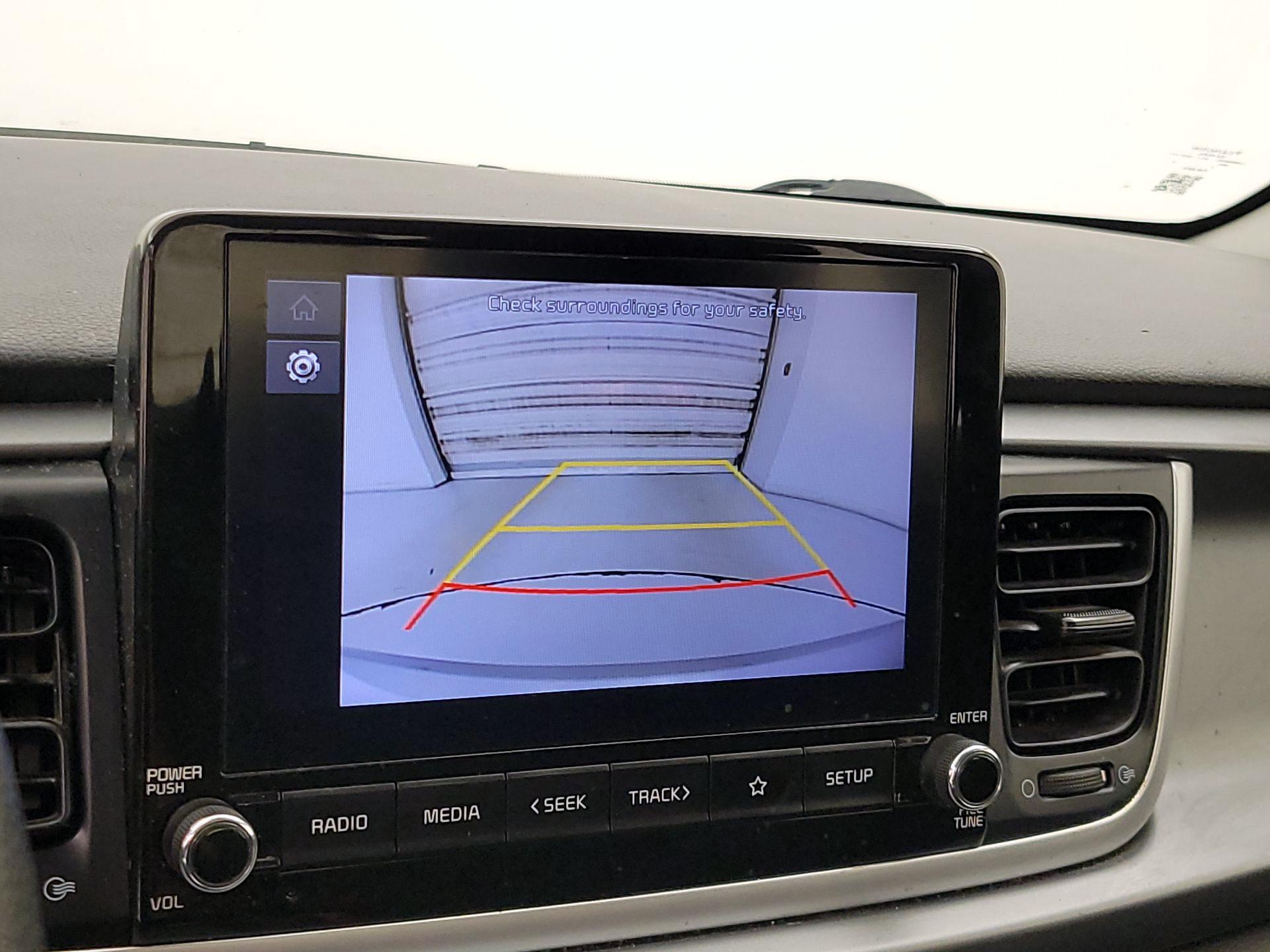 Thumbnail: 2023 Kia Rio - 14