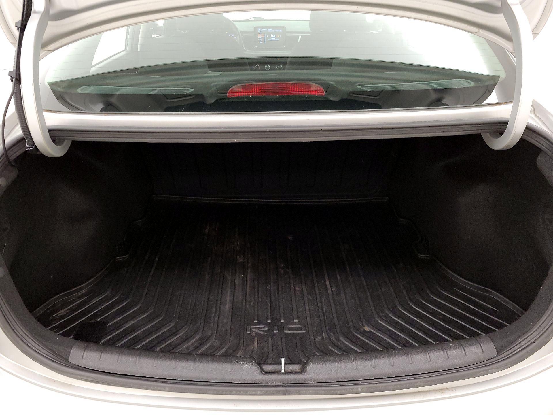 Thumbnail: 2023 Kia Rio - 20