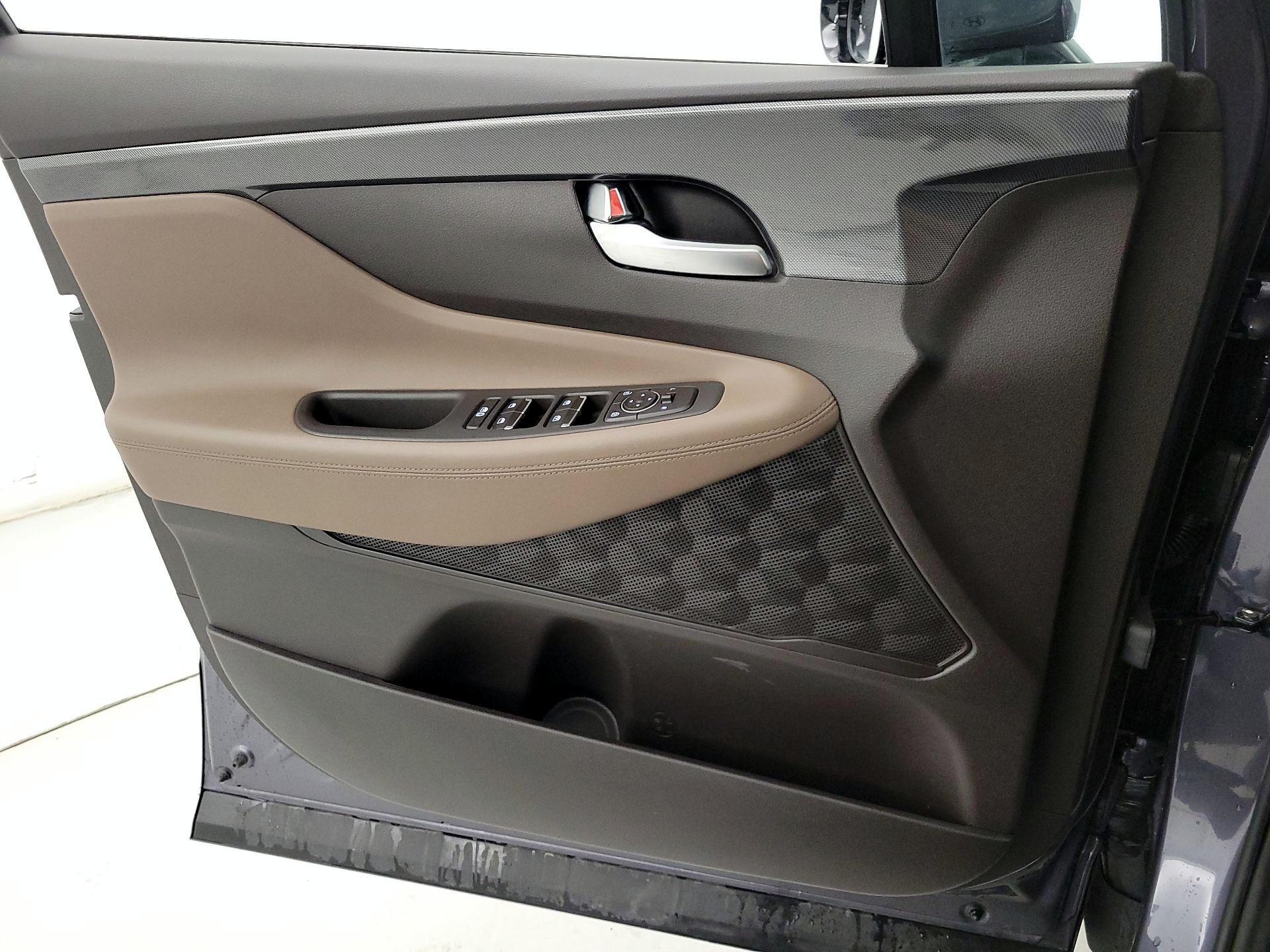 Thumbnail: 2022 Hyundai Santa Fe - 12