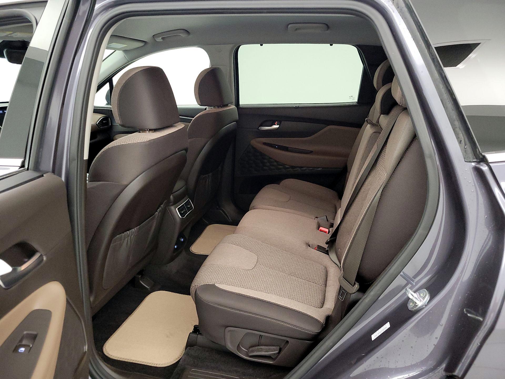 Thumbnail: 2022 Hyundai Santa Fe - 19