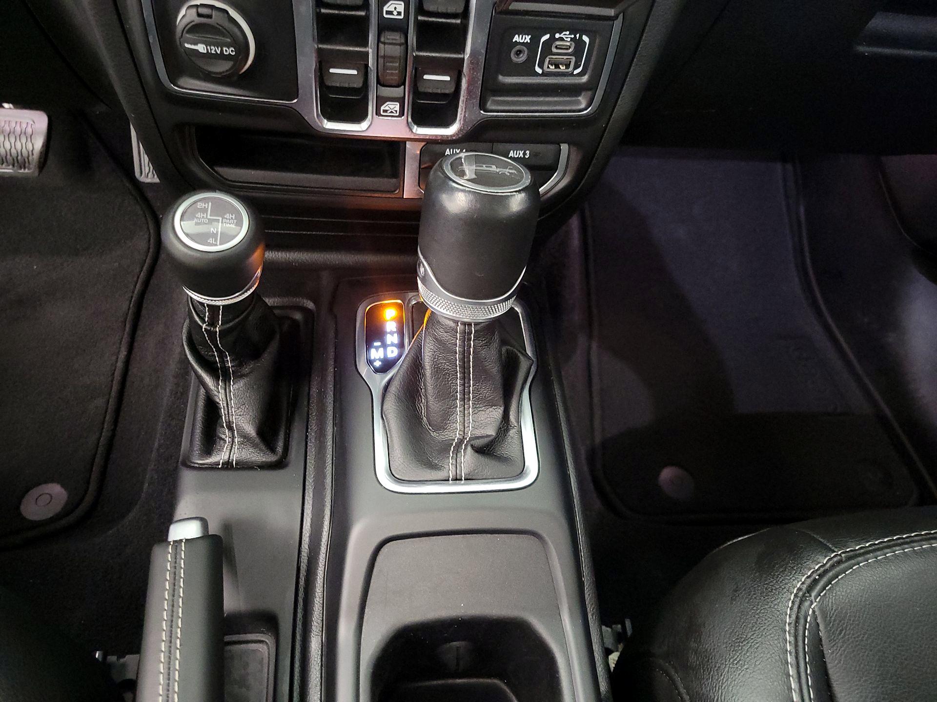 Thumbnail: 2023 Jeep Gladiator - 18